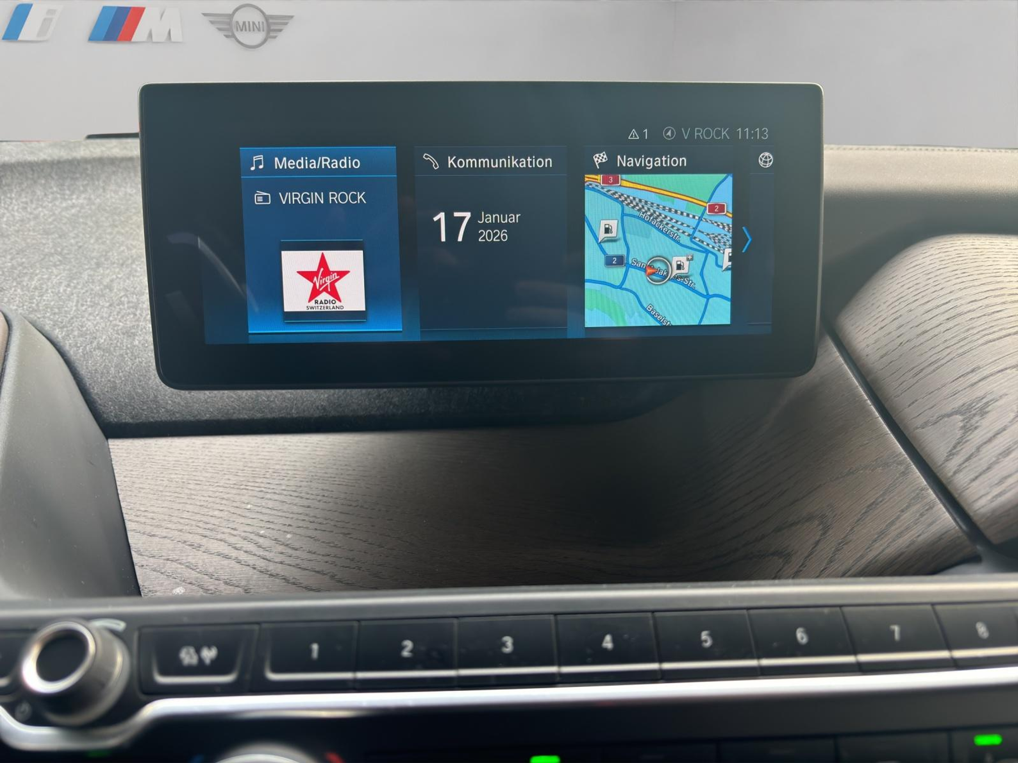 listing desktop thumbnail image 9