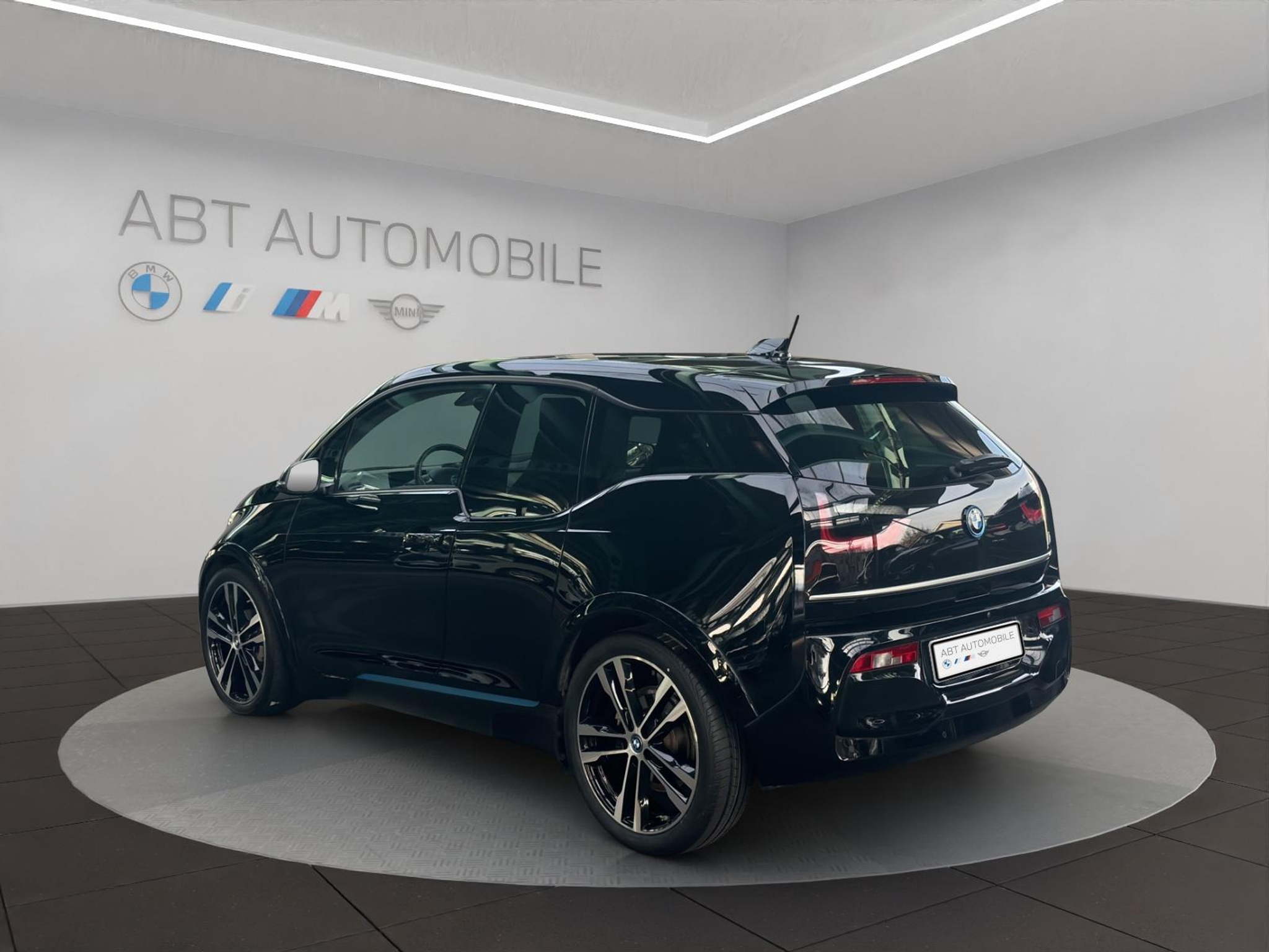 listing desktop thumbnail image 3