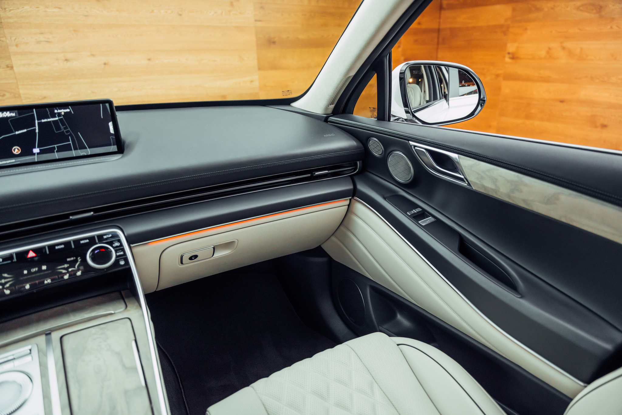 listing desktop thumbnail image 10