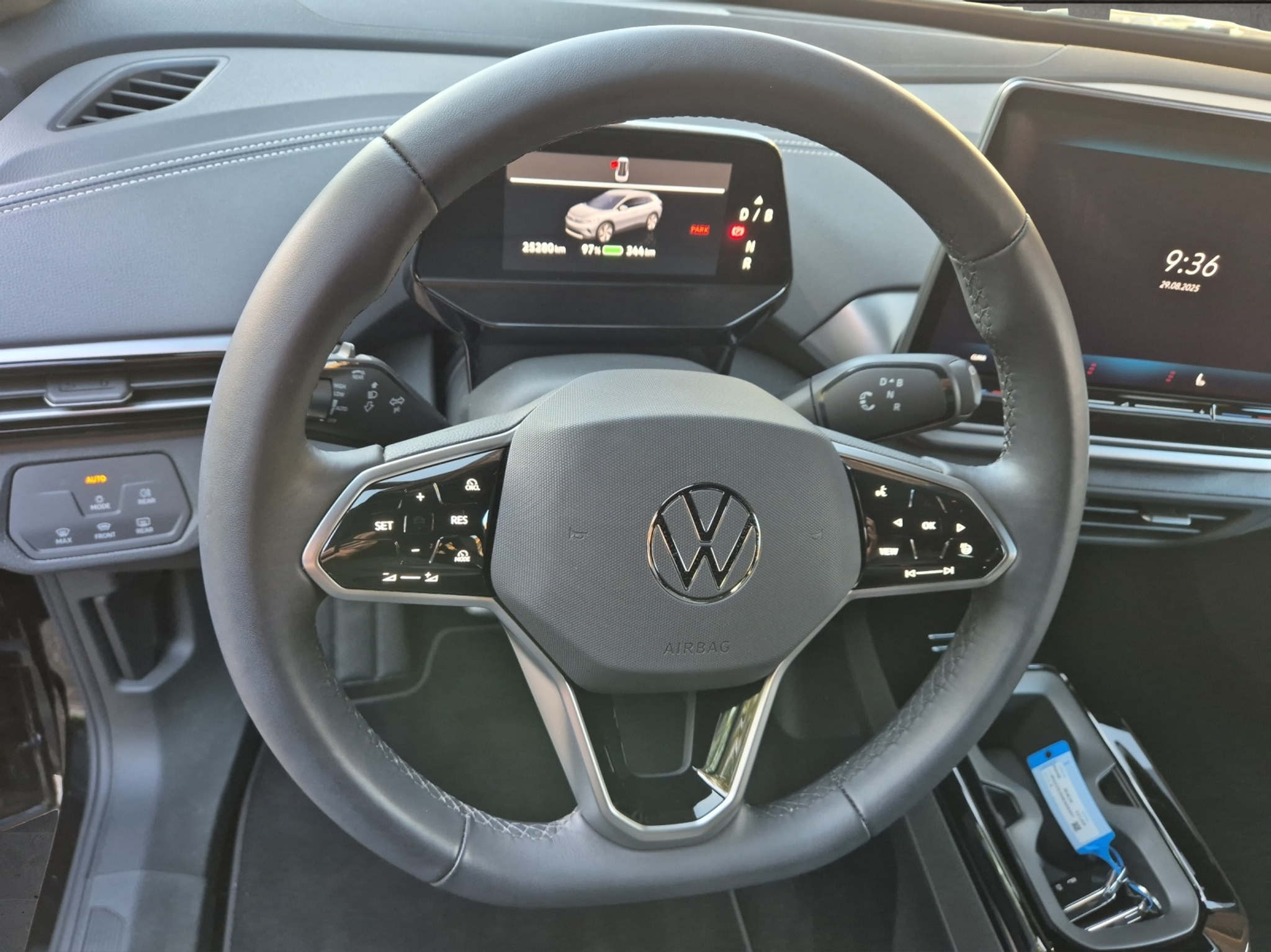 listing desktop thumbnail image 10