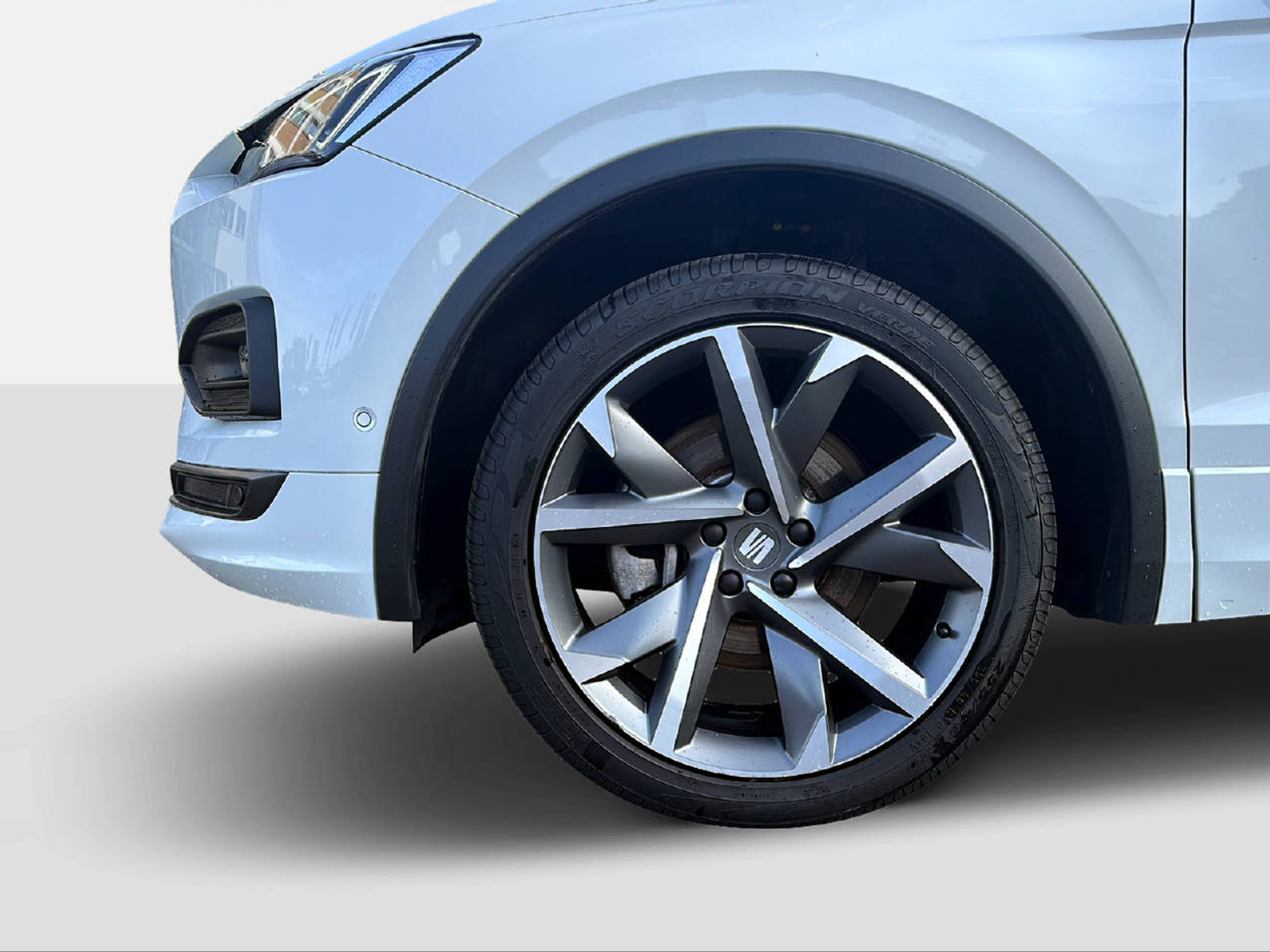 listing desktop thumbnail image 13