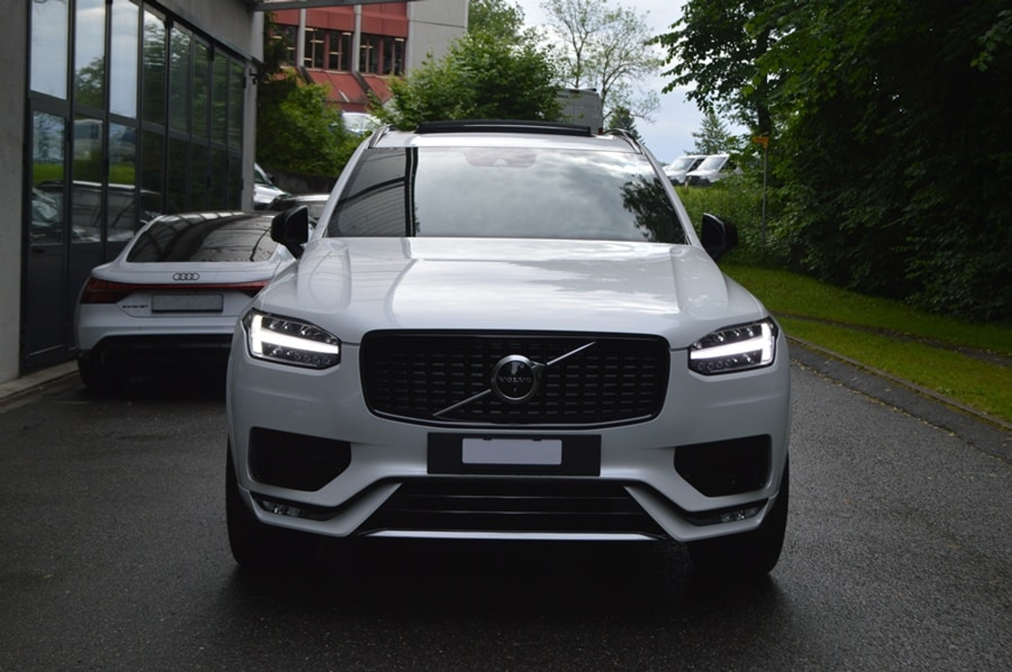 car-image-1