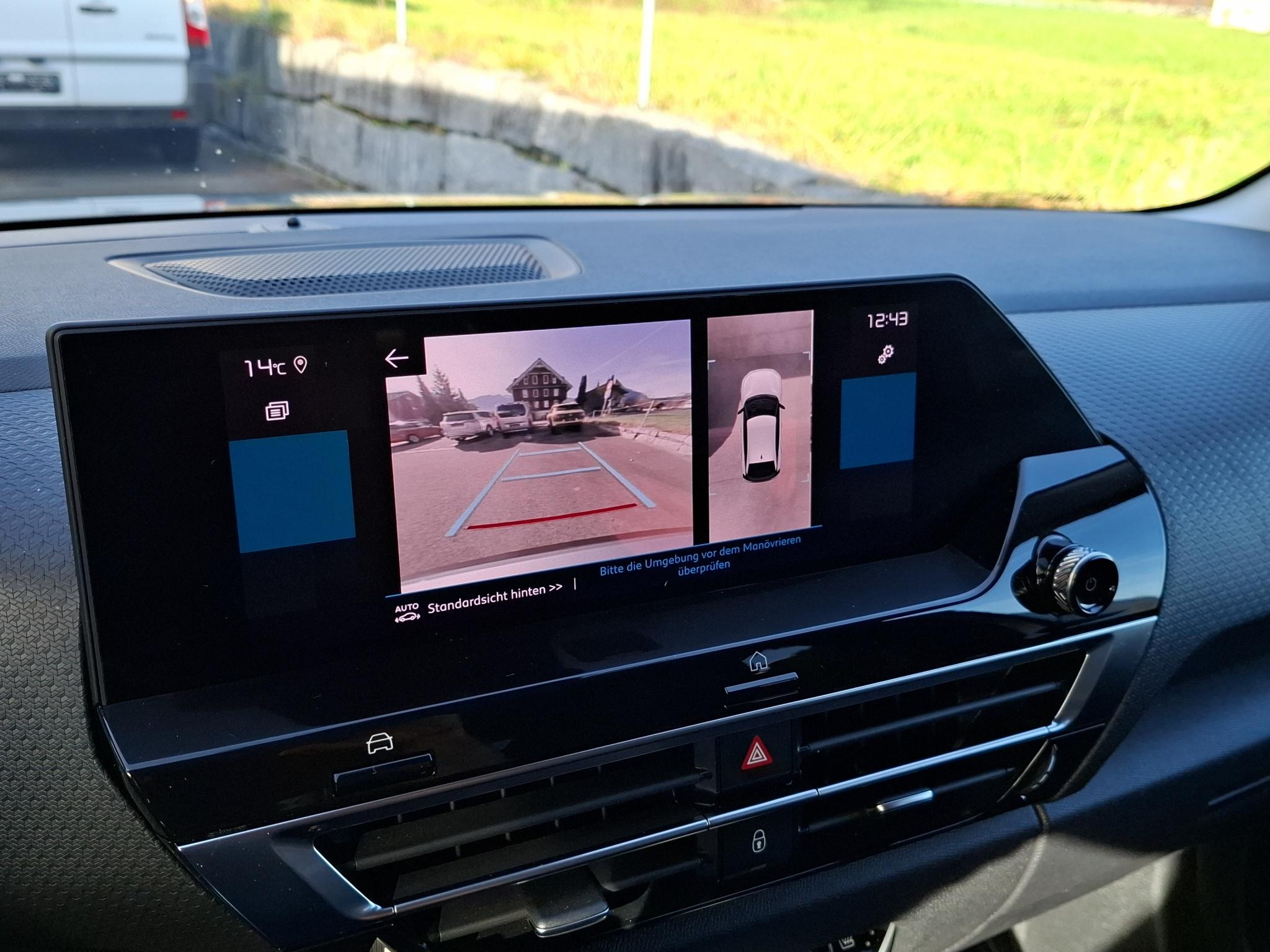 listing desktop thumbnail image 7