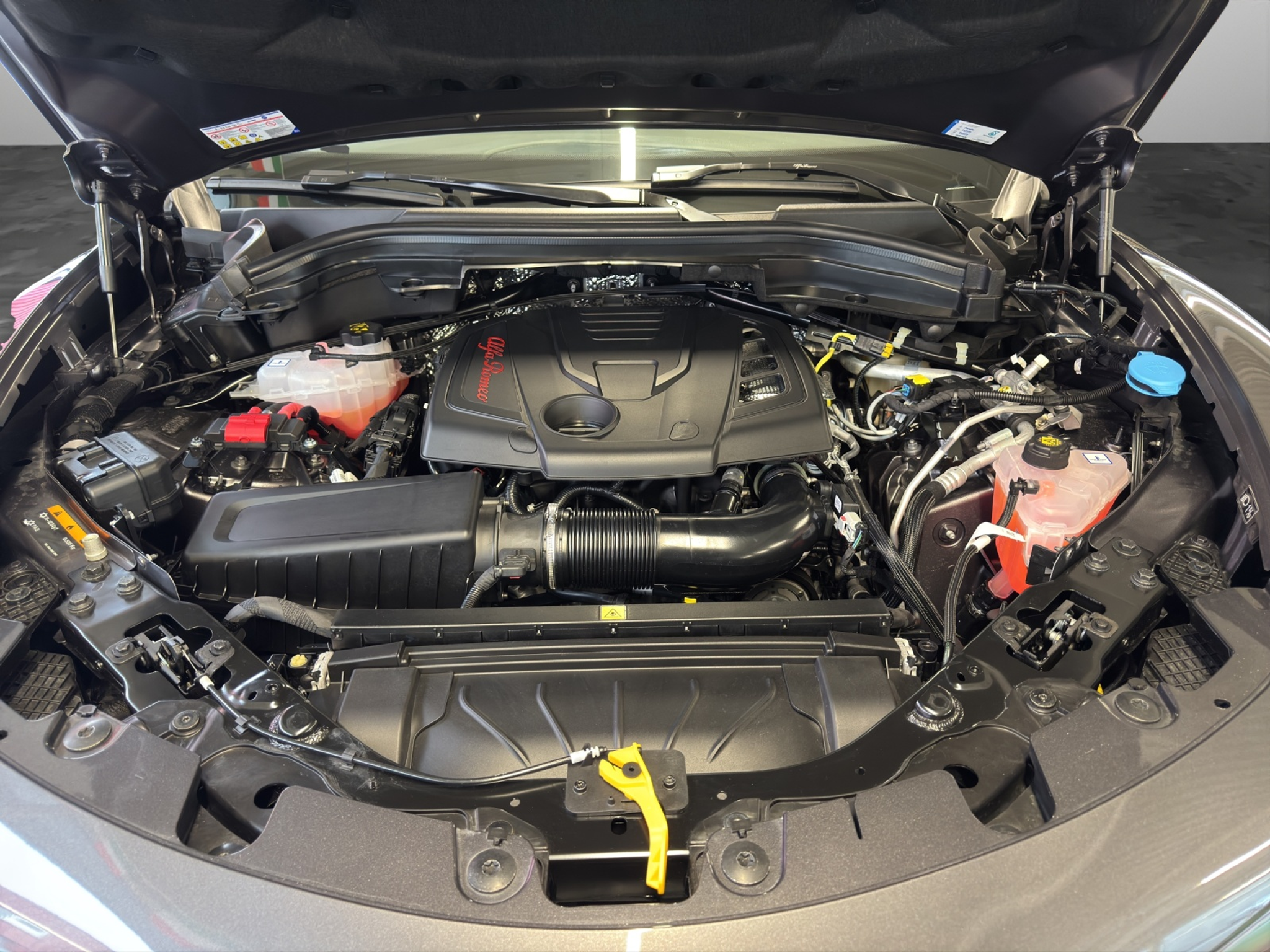 listing desktop thumbnail image 14