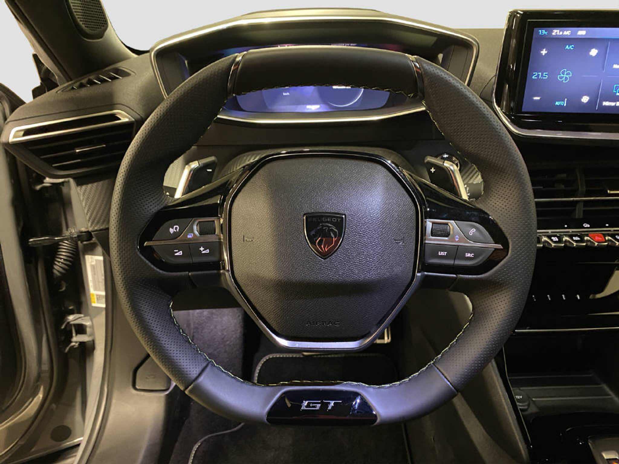 listing desktop thumbnail image 7