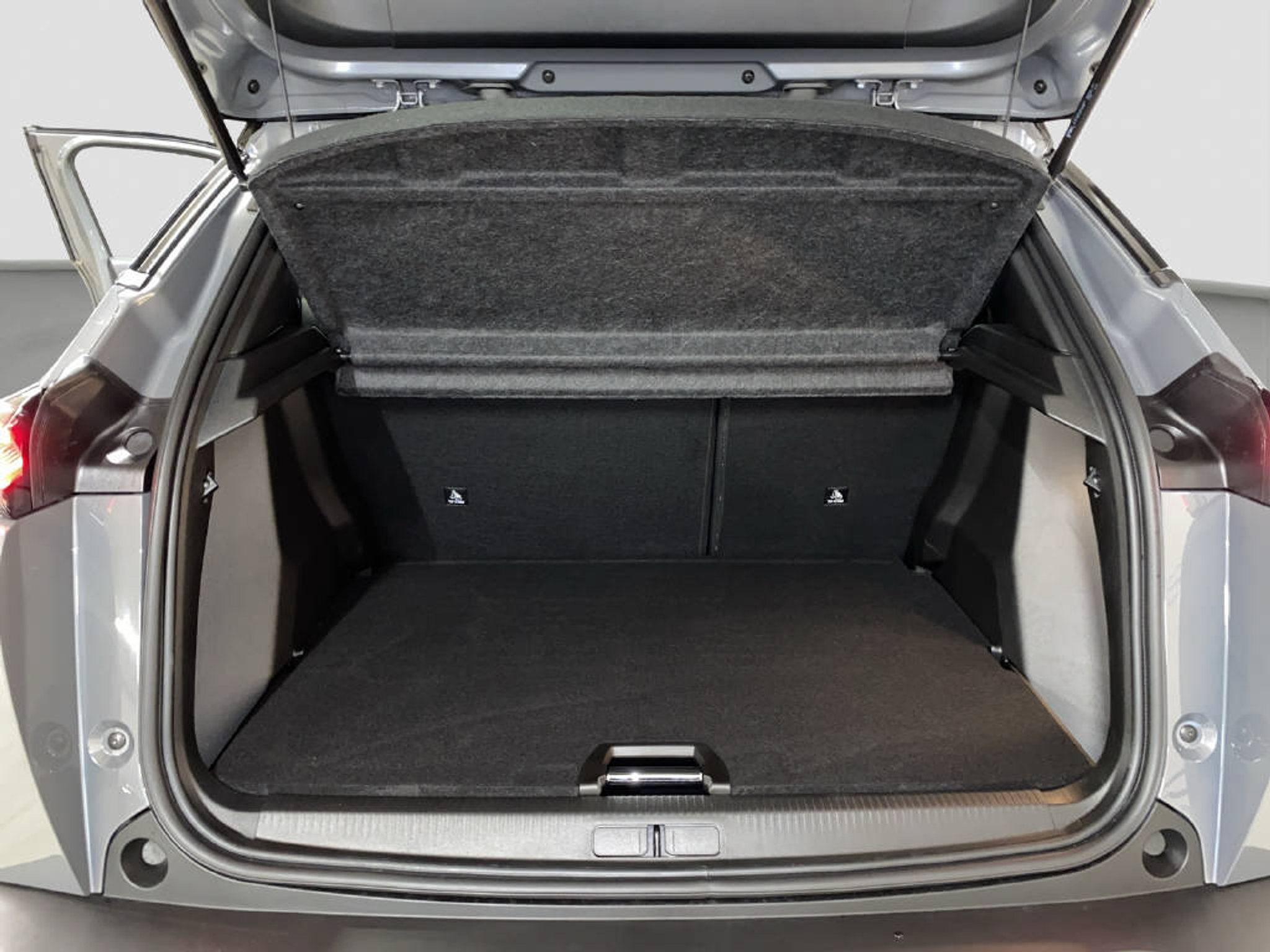 listing desktop thumbnail image 13