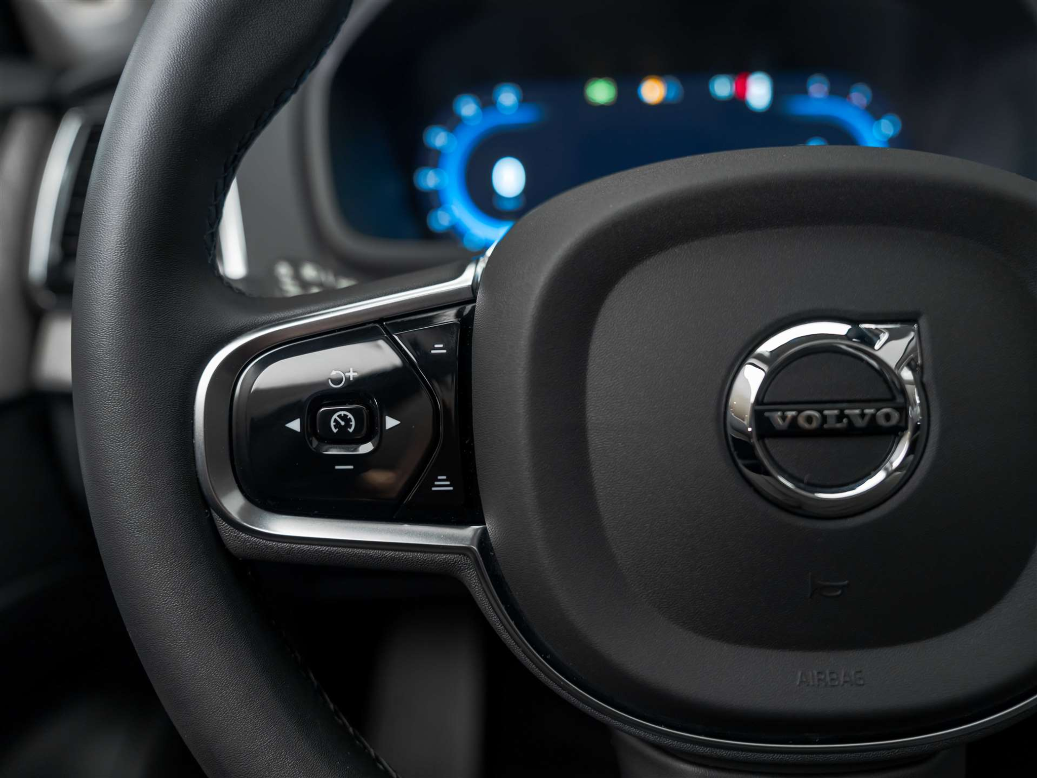 listing desktop thumbnail image 34