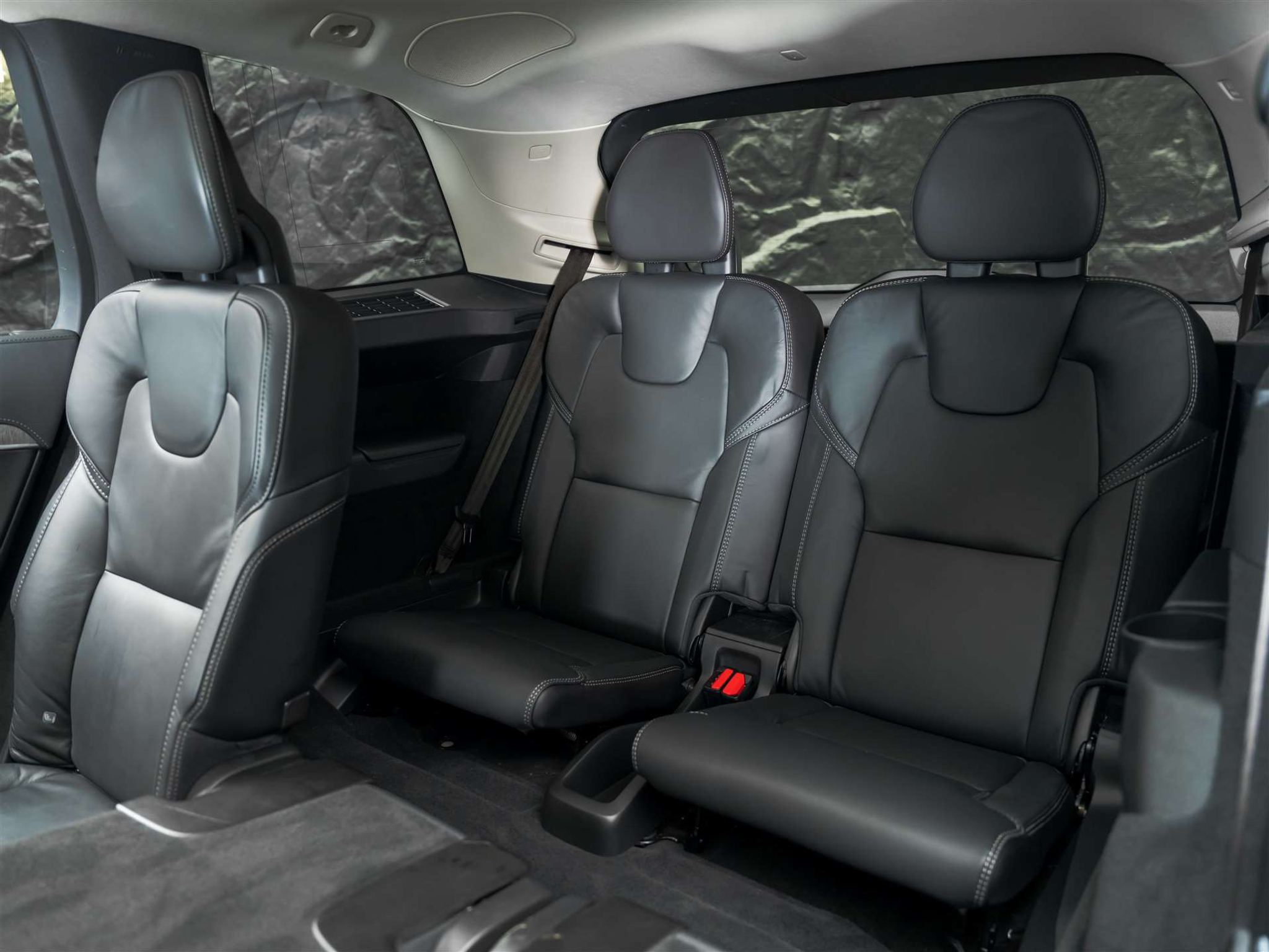 listing desktop thumbnail image 16