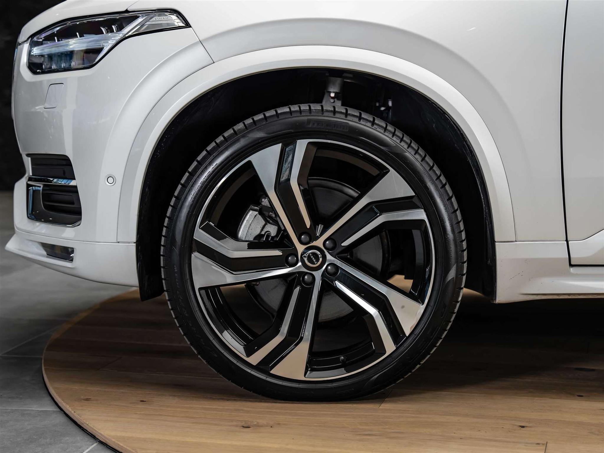 listing desktop thumbnail image 20