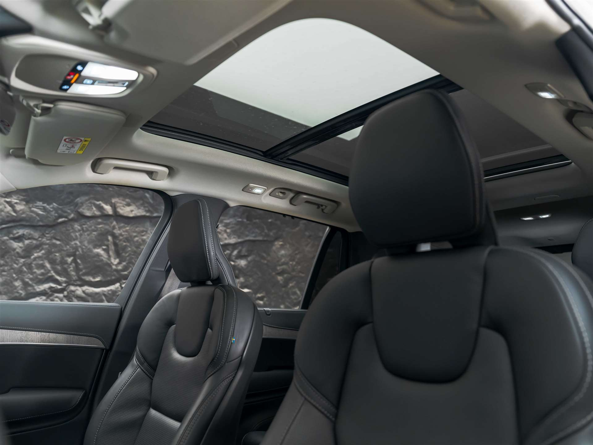 listing desktop thumbnail image 11