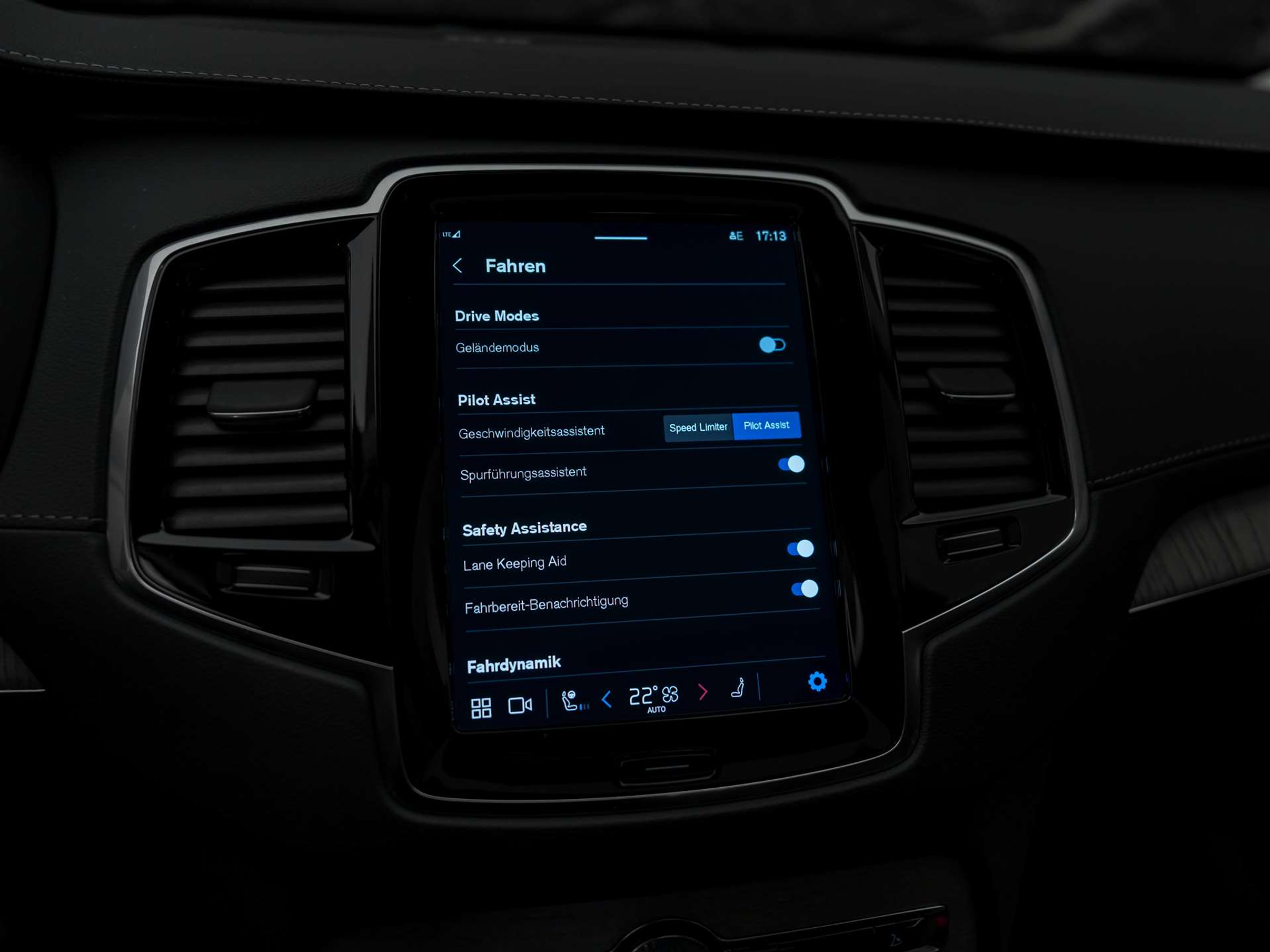 listing desktop thumbnail image 40
