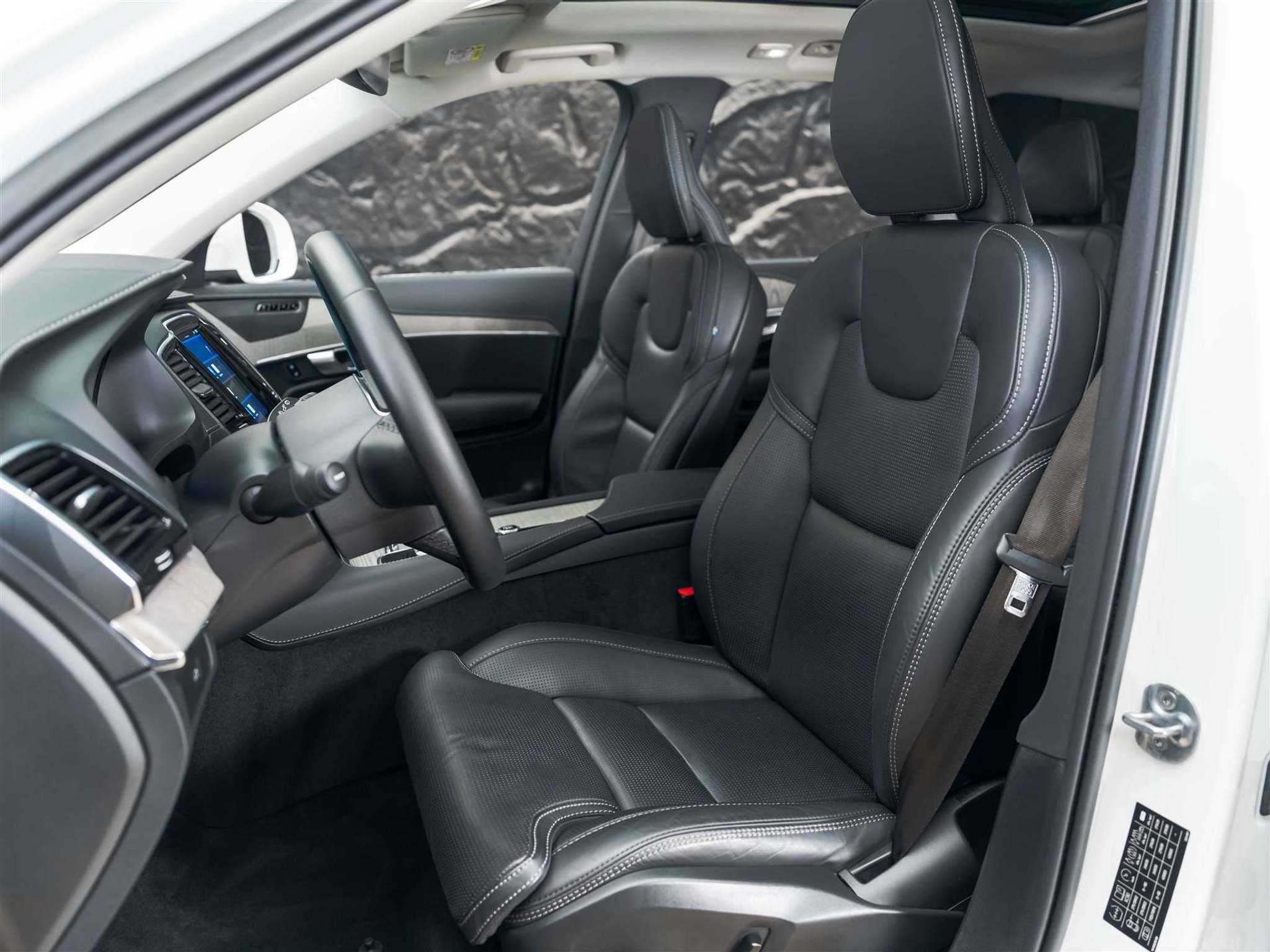 listing desktop thumbnail image 9