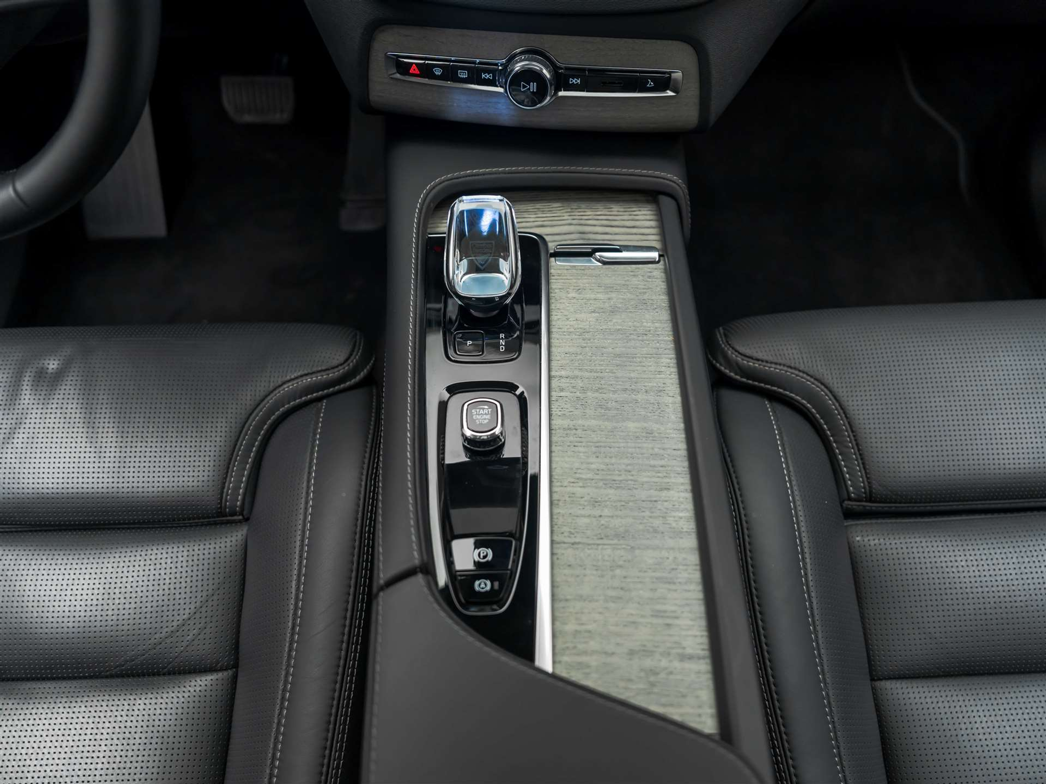 listing desktop thumbnail image 31