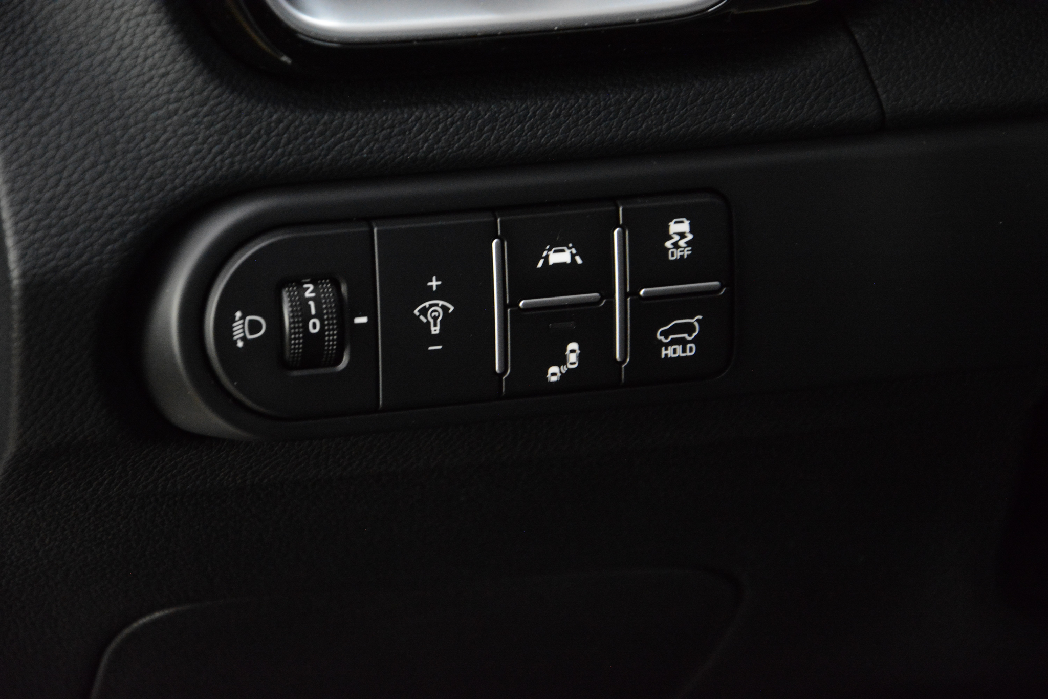 listing desktop thumbnail image 15