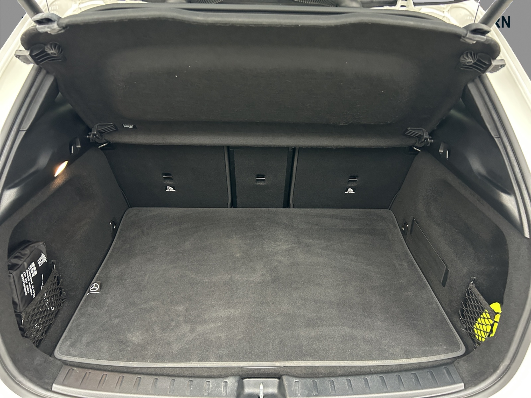 listing desktop thumbnail image 17