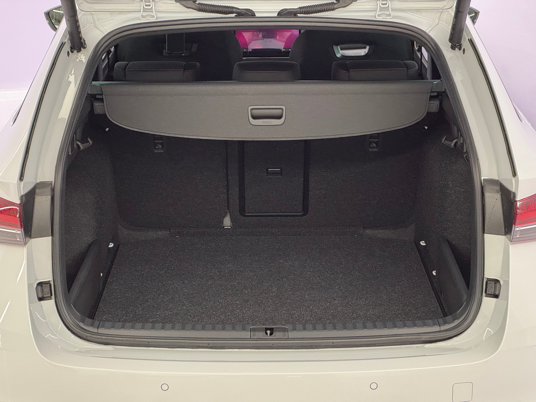 listing desktop thumbnail image 10