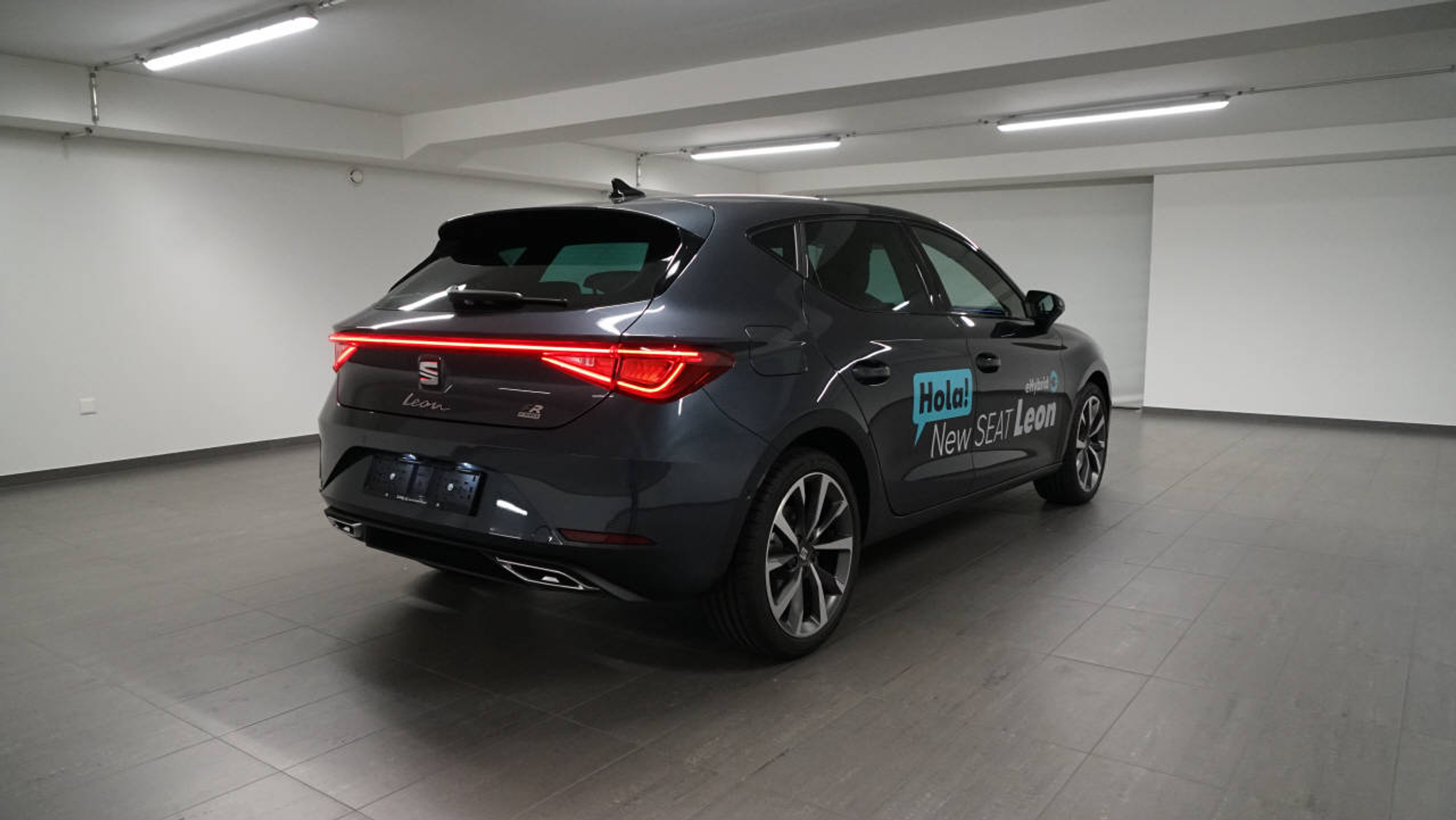 listing desktop thumbnail image 2