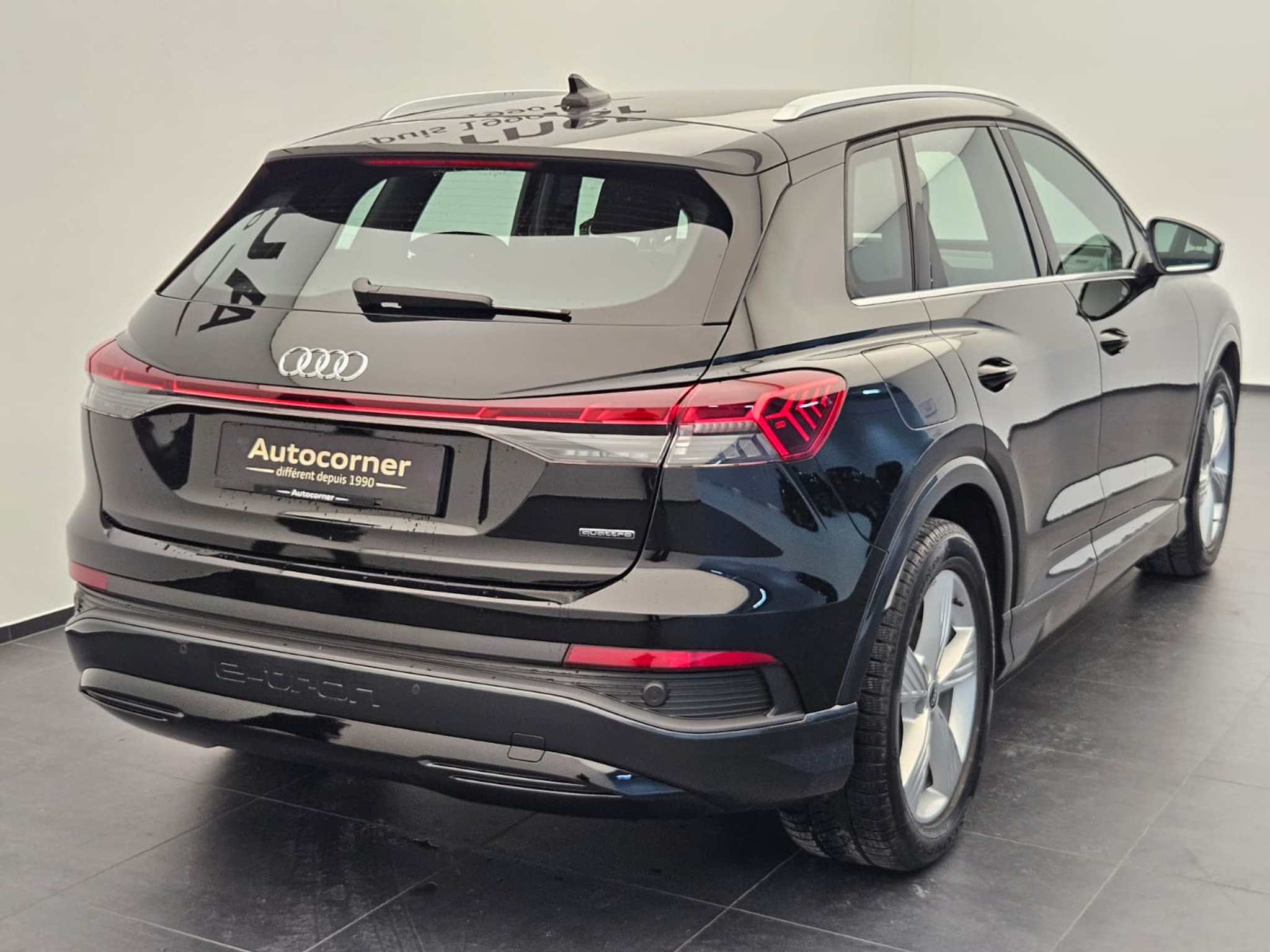 listing desktop thumbnail image 8