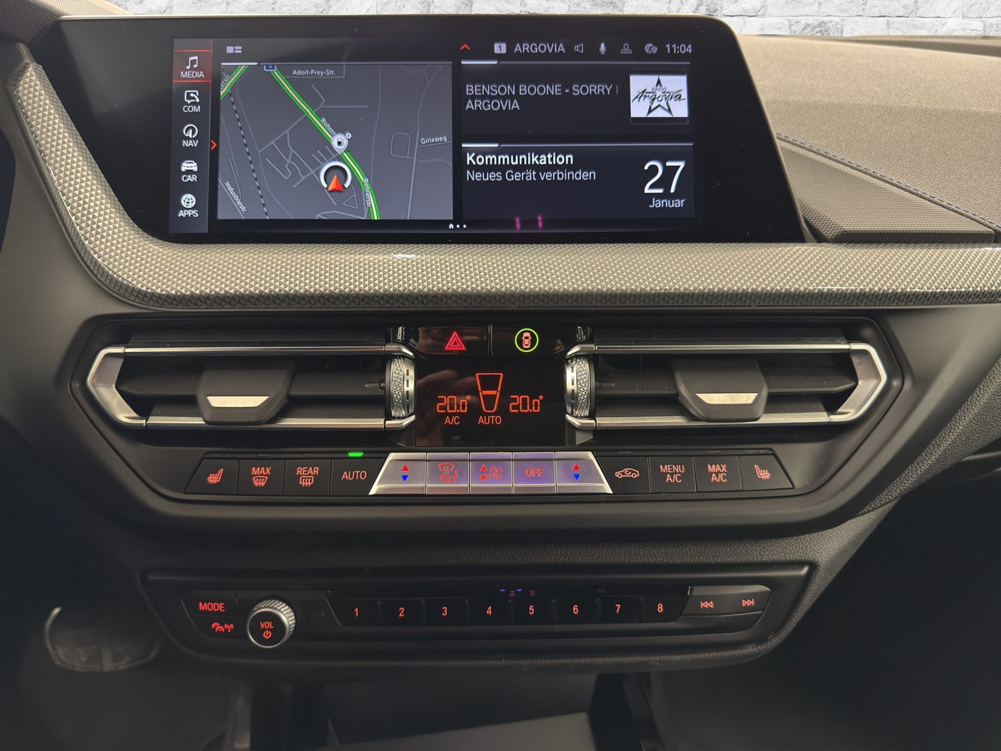 listing desktop thumbnail image 17