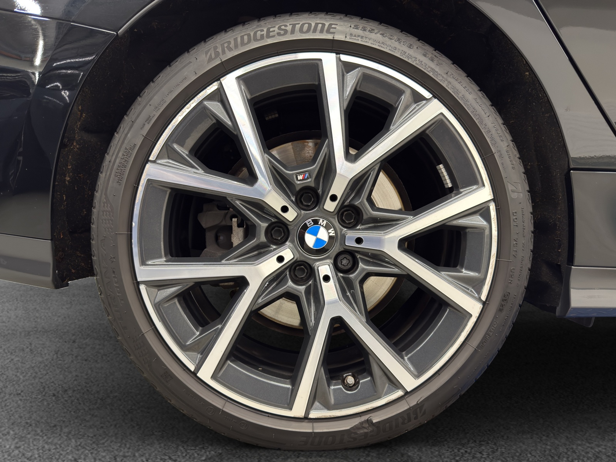 listing desktop thumbnail image 10