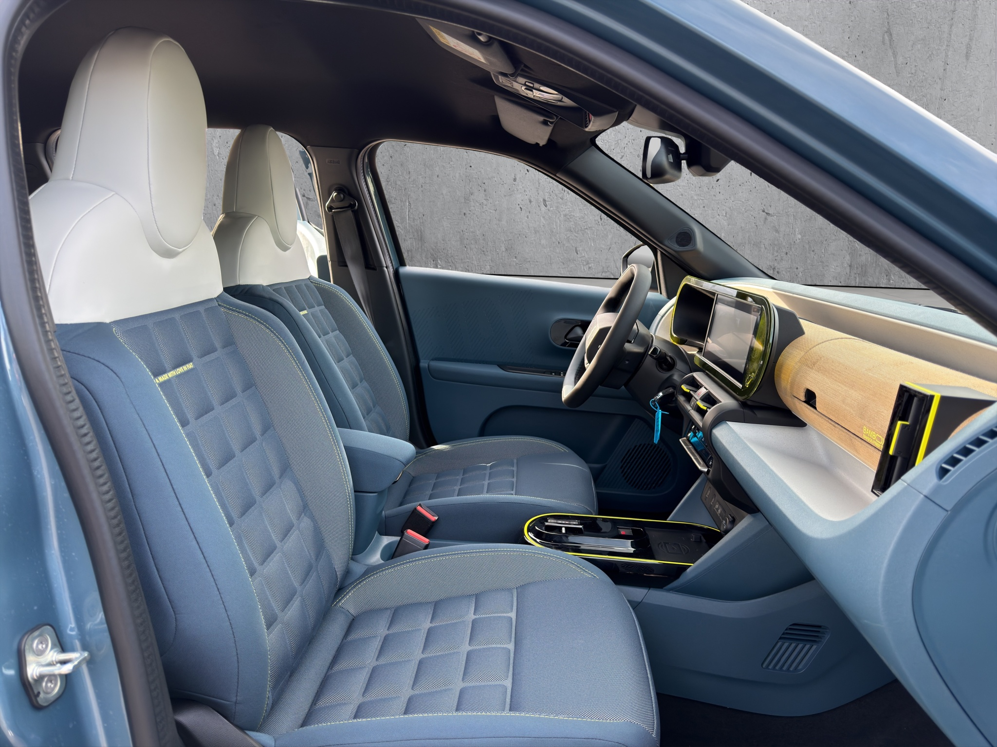 listing desktop thumbnail image 11