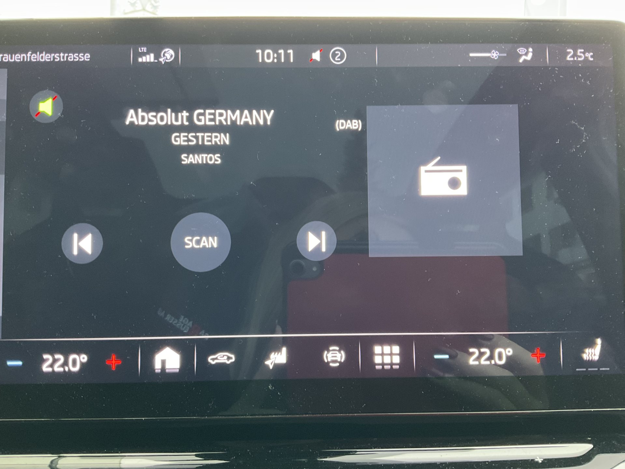 listing desktop thumbnail image 30