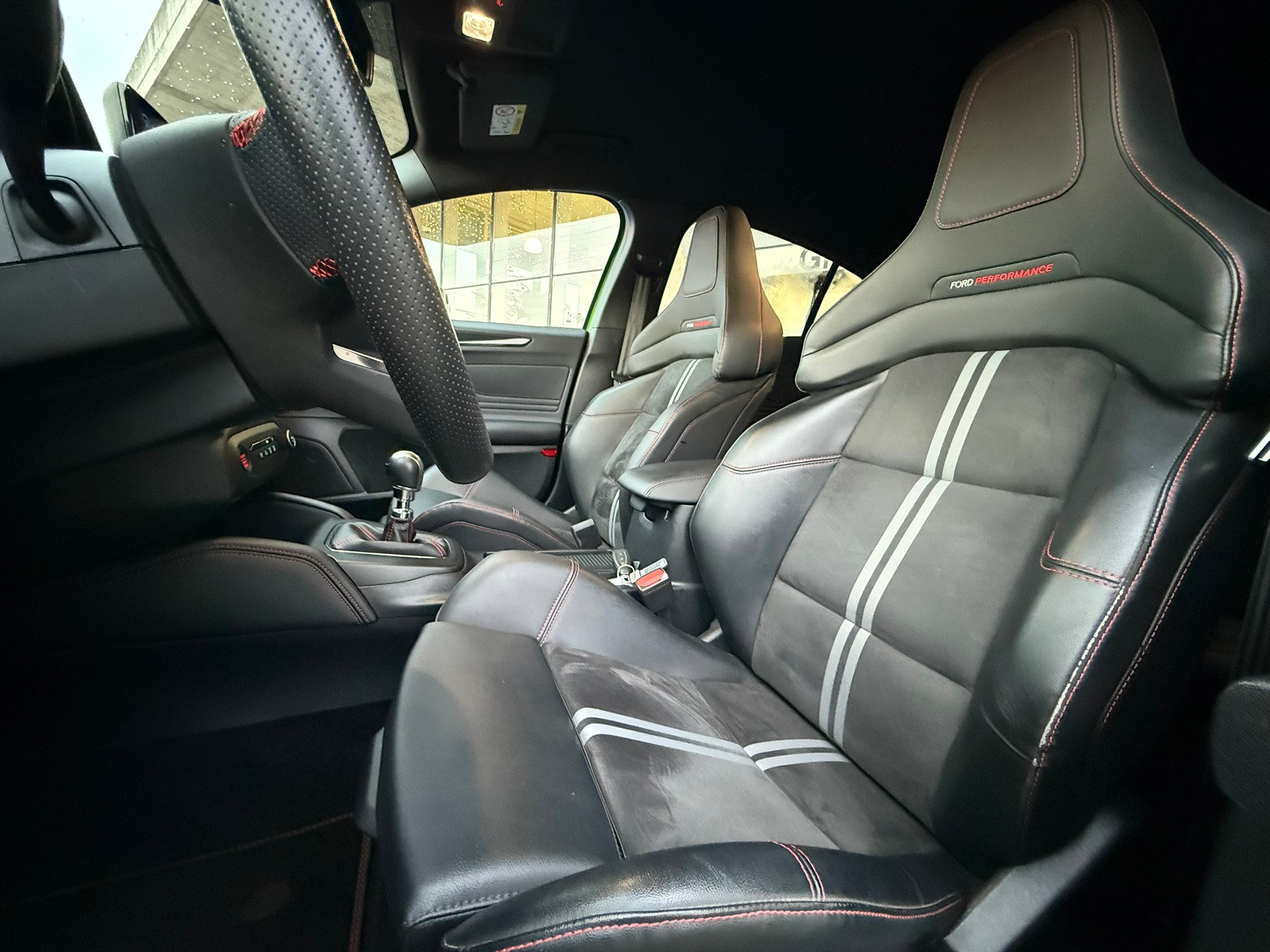 listing desktop thumbnail image 6