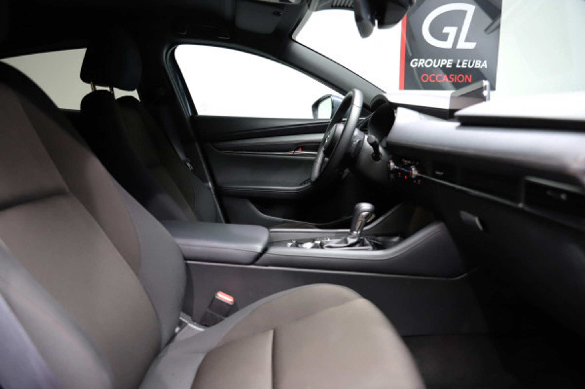 listing desktop thumbnail image 8