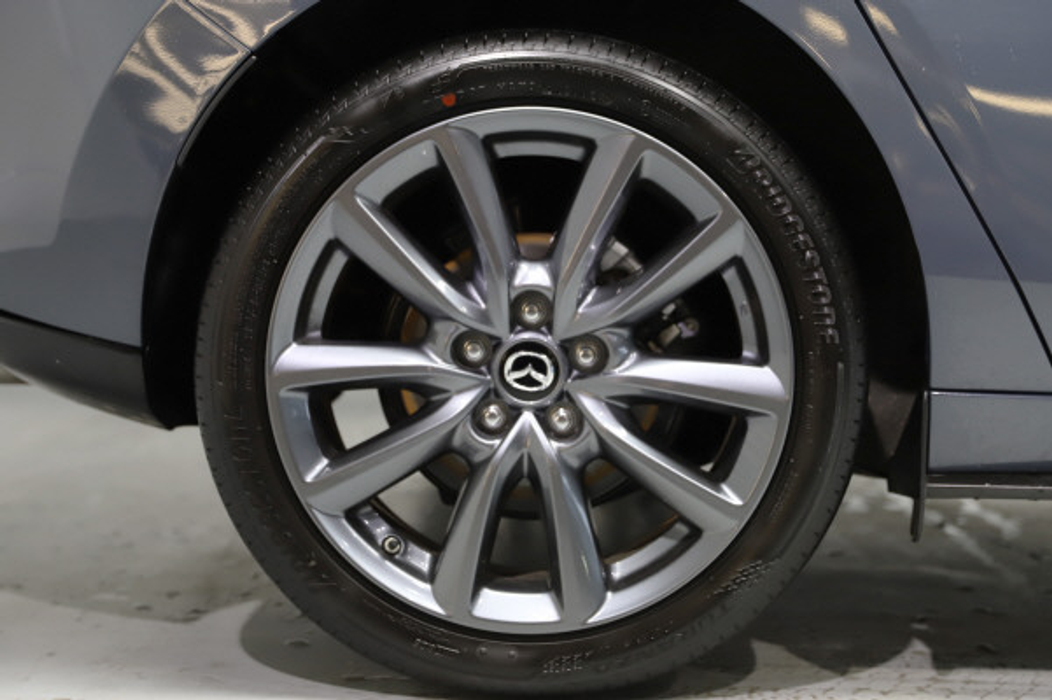 listing desktop thumbnail image 12