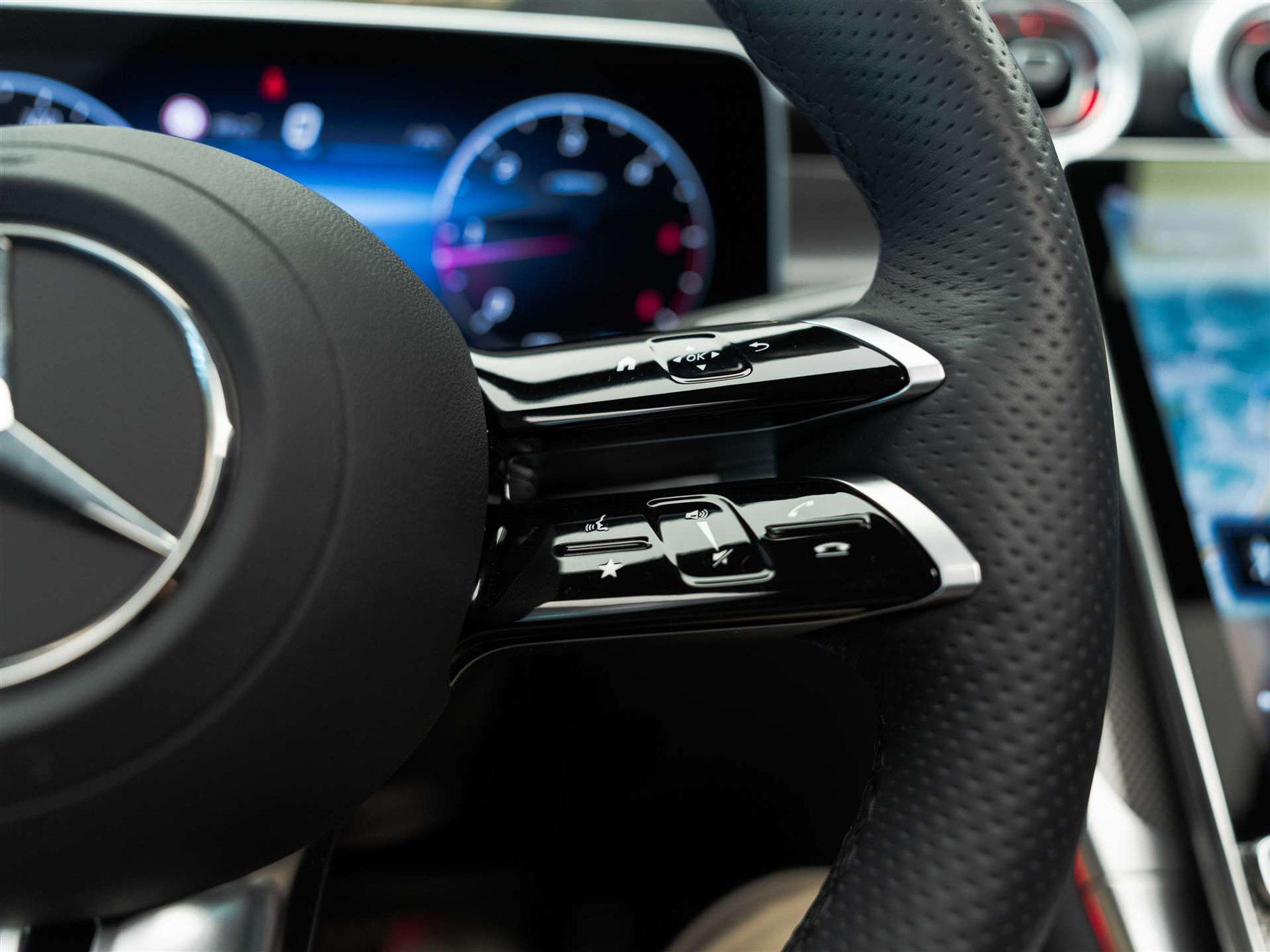 listing desktop thumbnail image 30