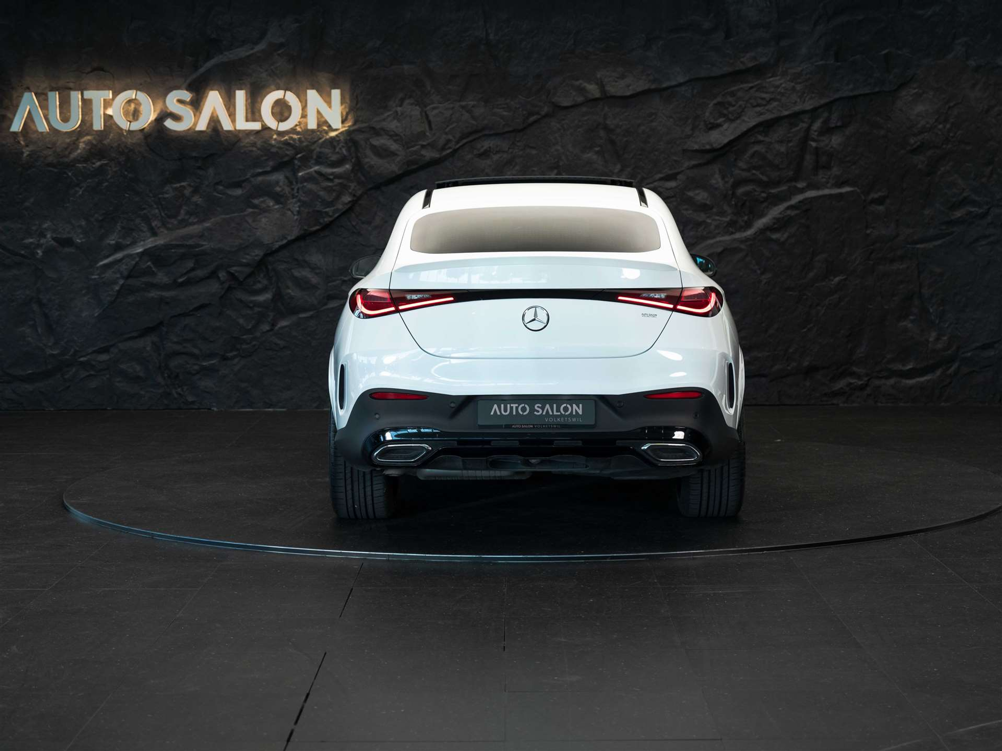 listing desktop thumbnail image 3