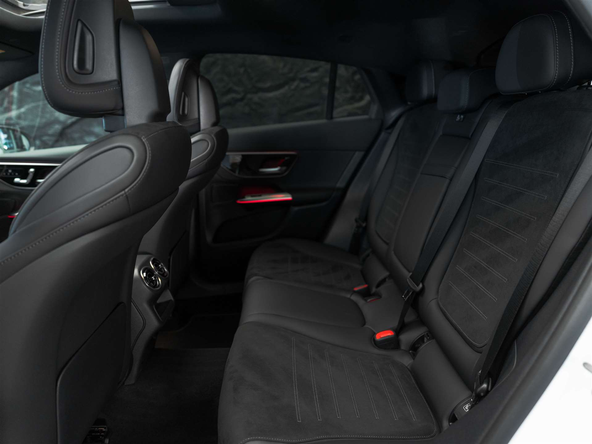 listing desktop thumbnail image 14