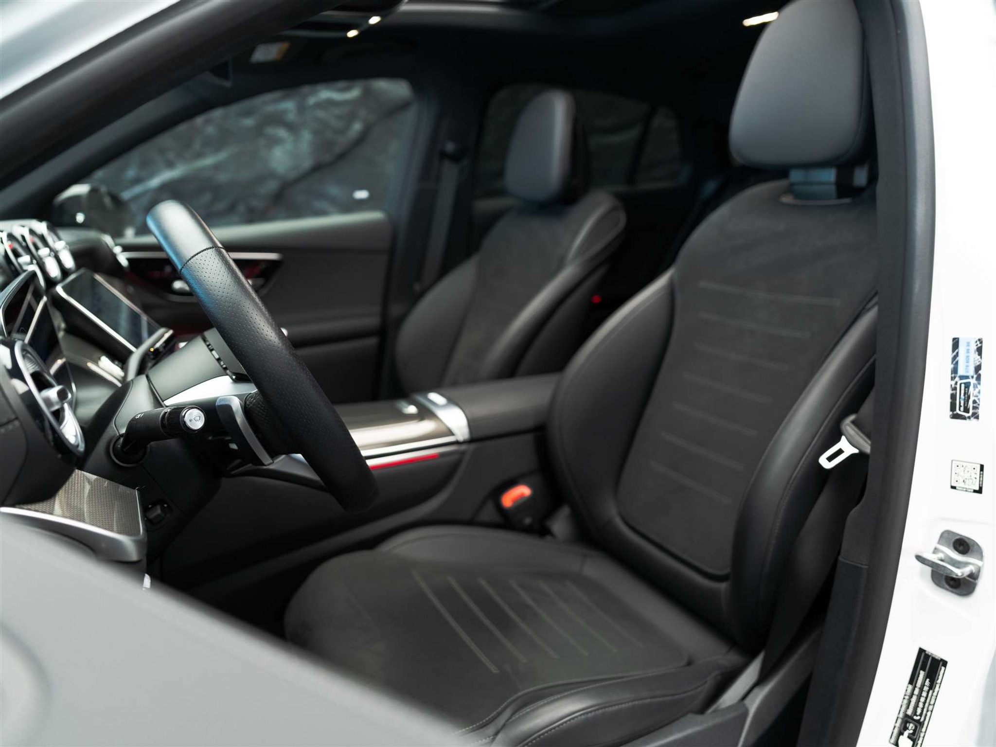 listing desktop thumbnail image 11