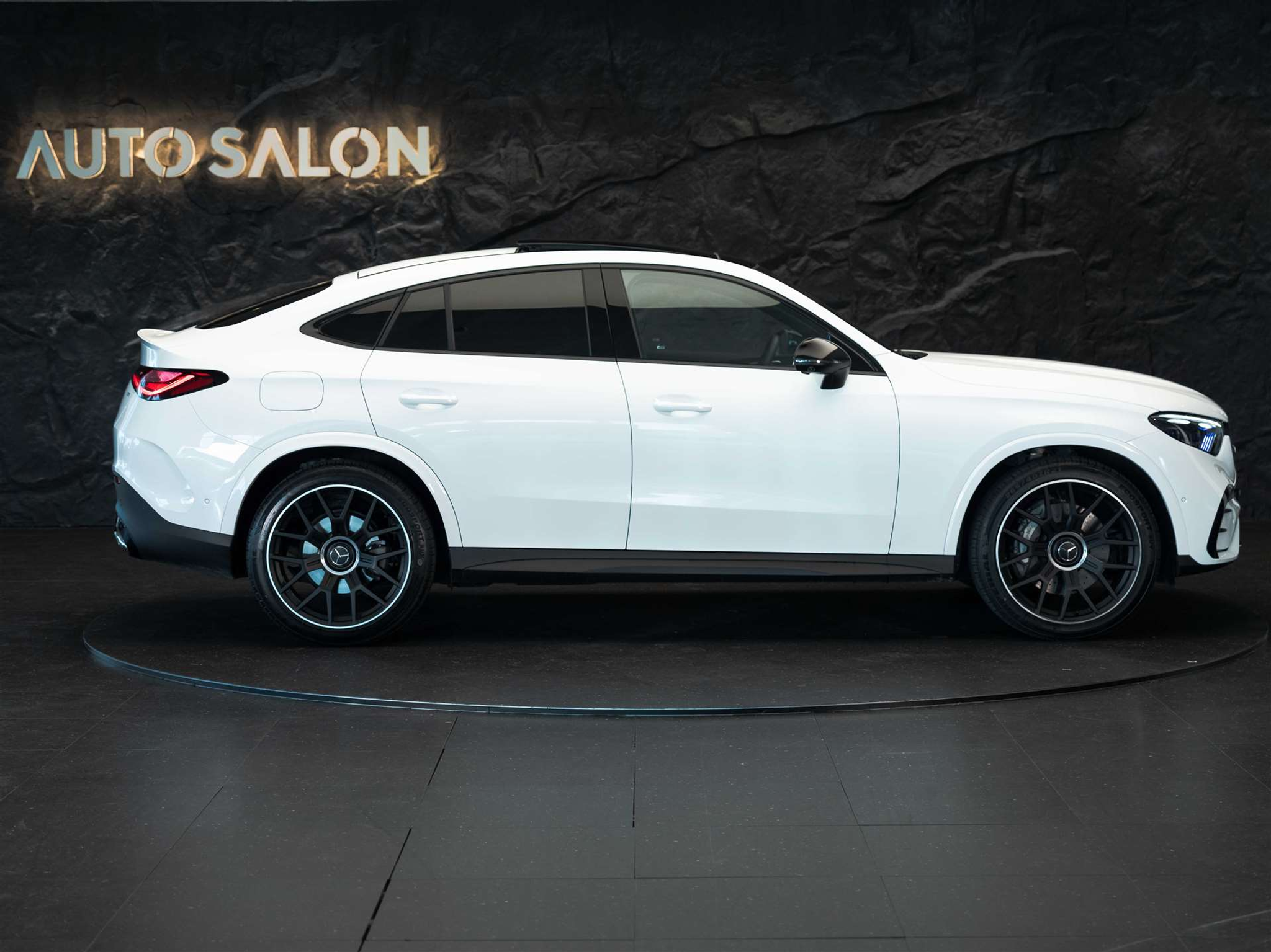 listing desktop thumbnail image 5