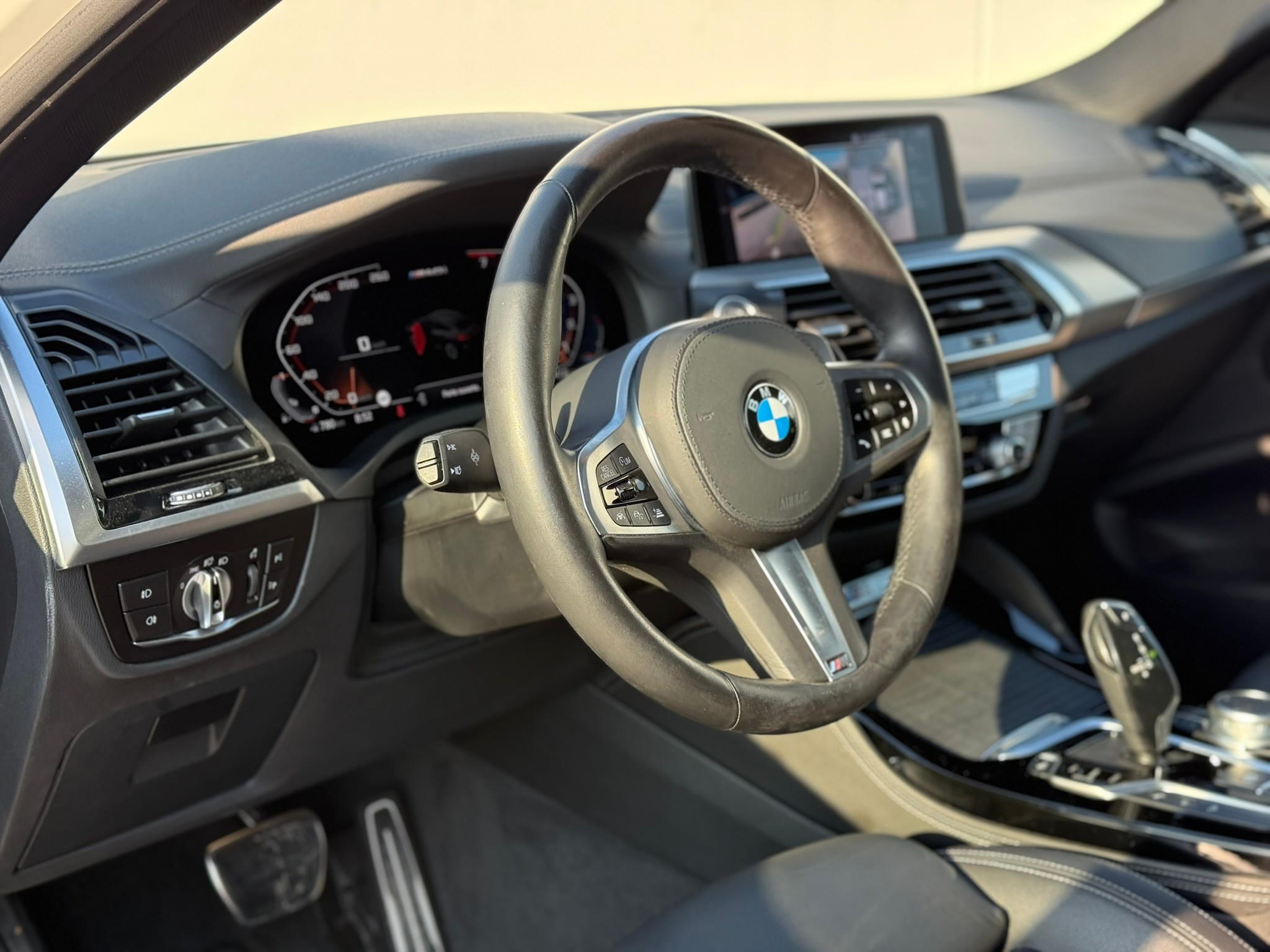 listing desktop thumbnail image 6