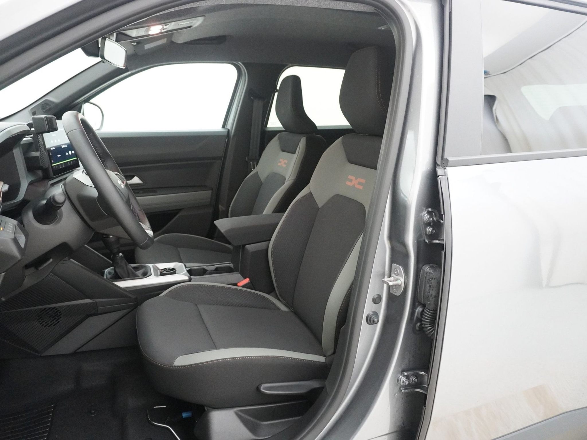 listing desktop thumbnail image 11