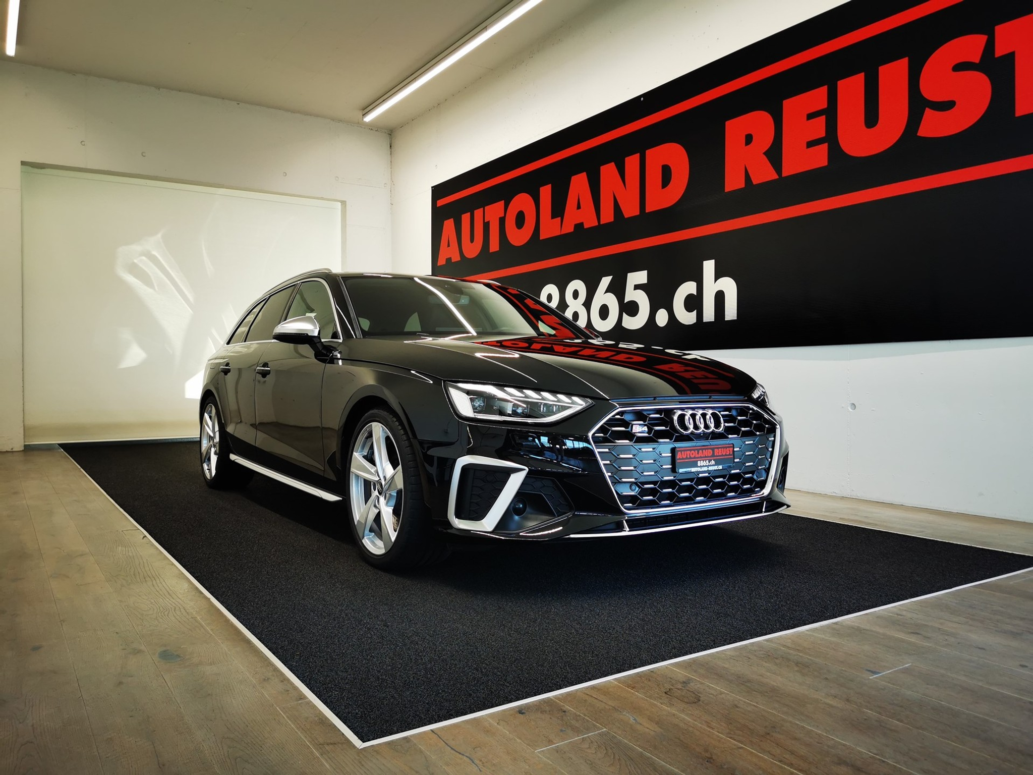 listing desktop thumbnail image 0