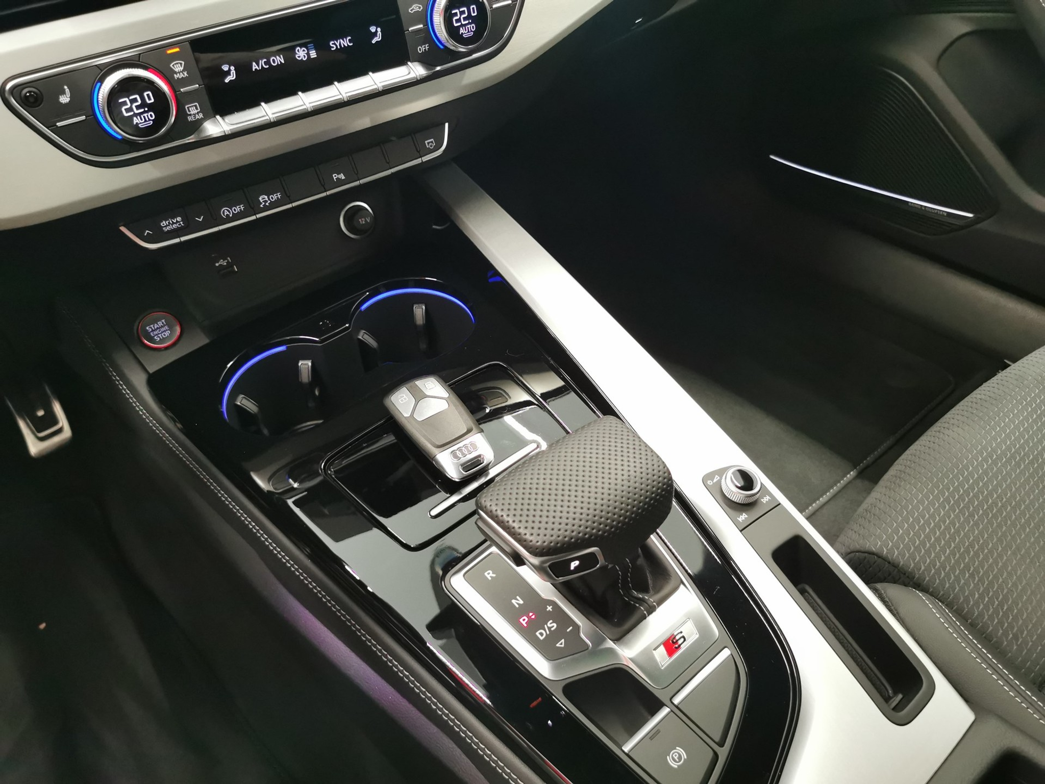 listing desktop thumbnail image 16