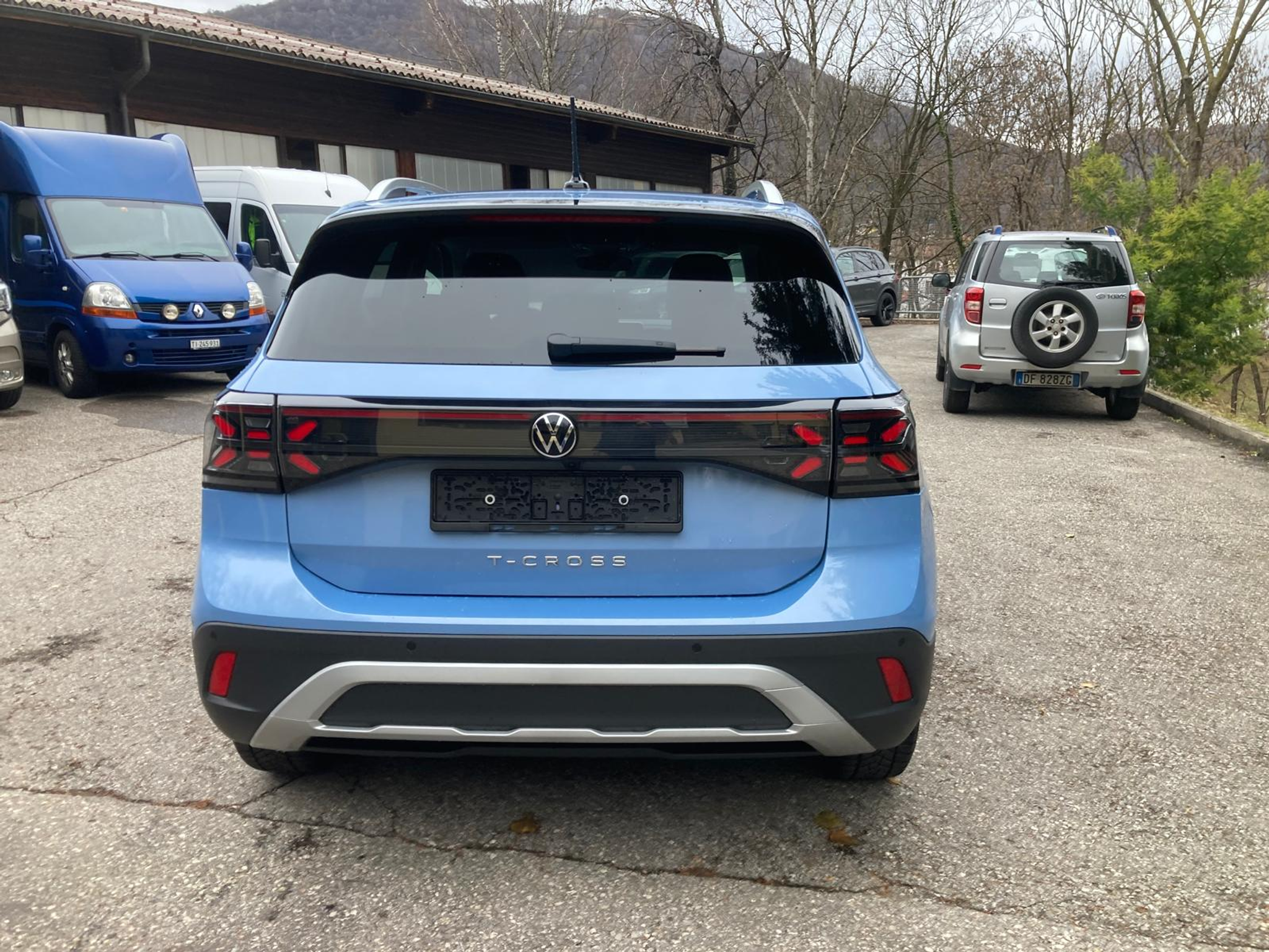 listing desktop thumbnail image 5