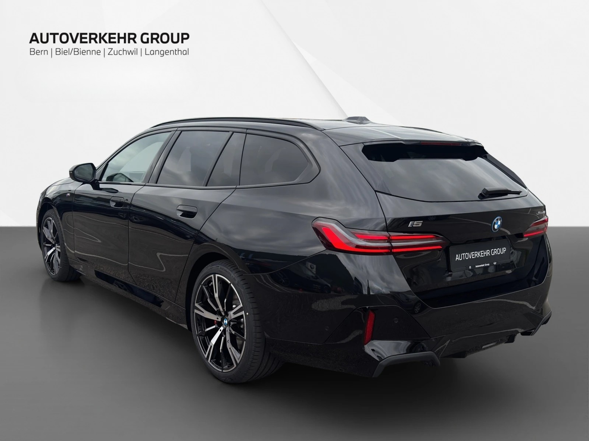 listing desktop thumbnail image 3