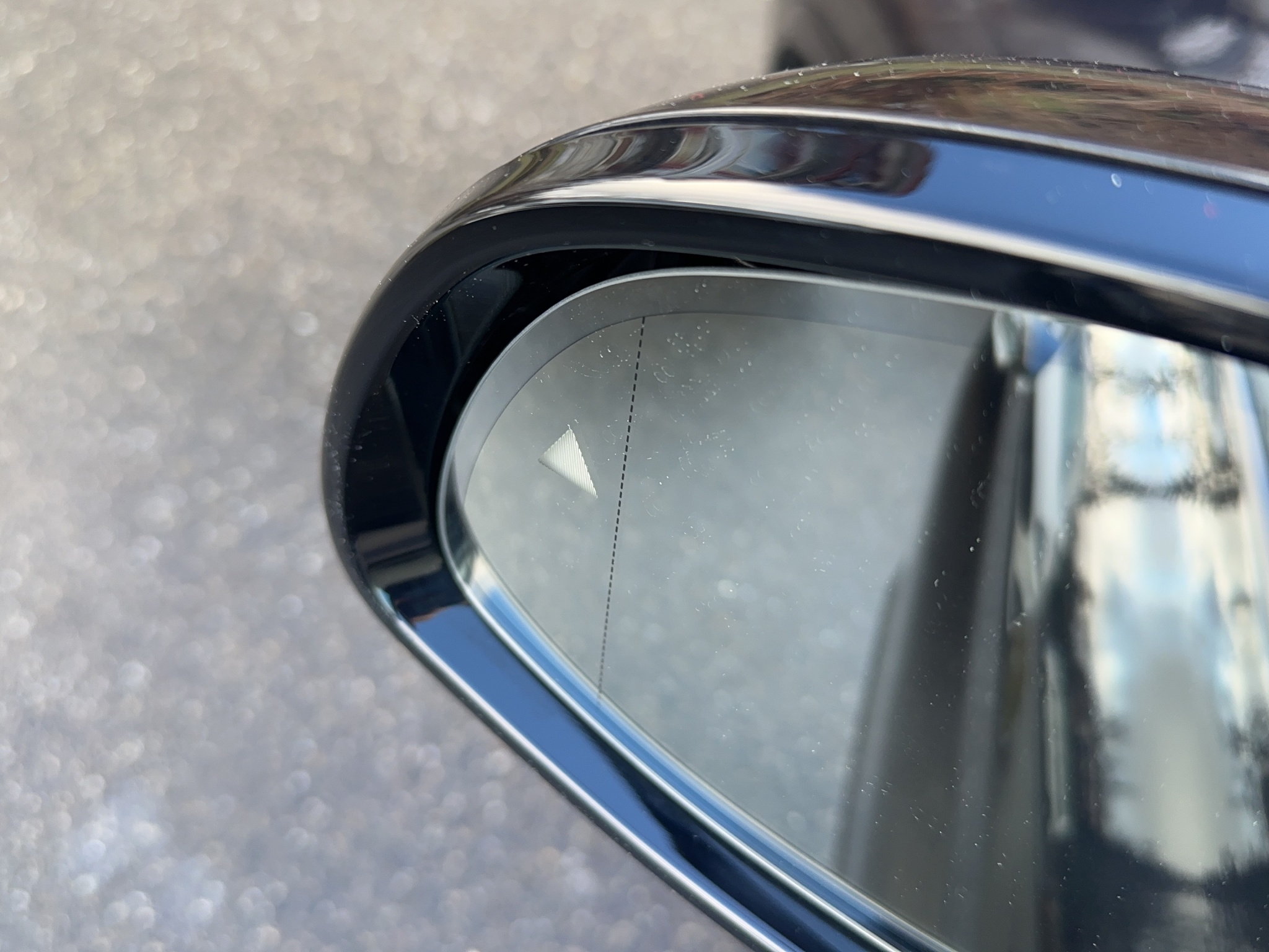 listing desktop thumbnail image 15