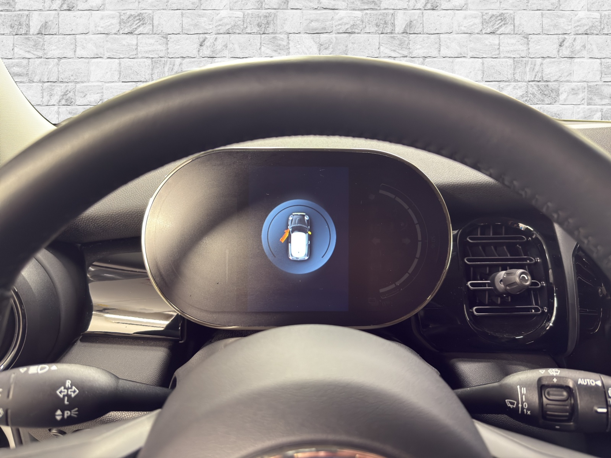 listing desktop thumbnail image 10