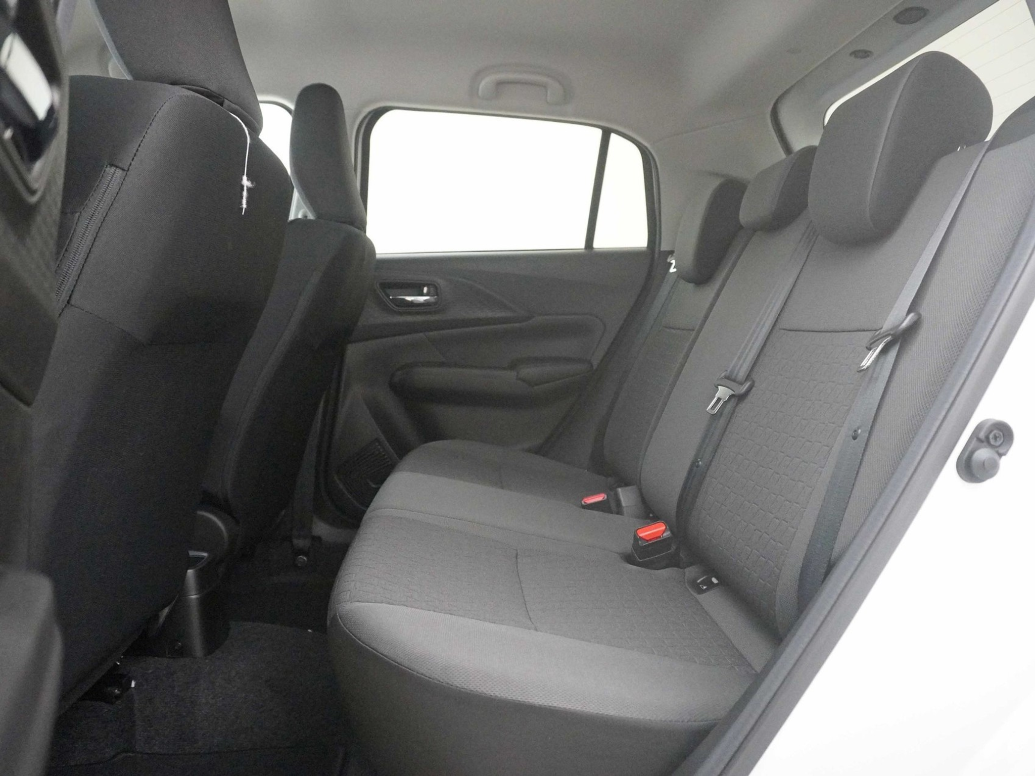 listing desktop thumbnail image 18