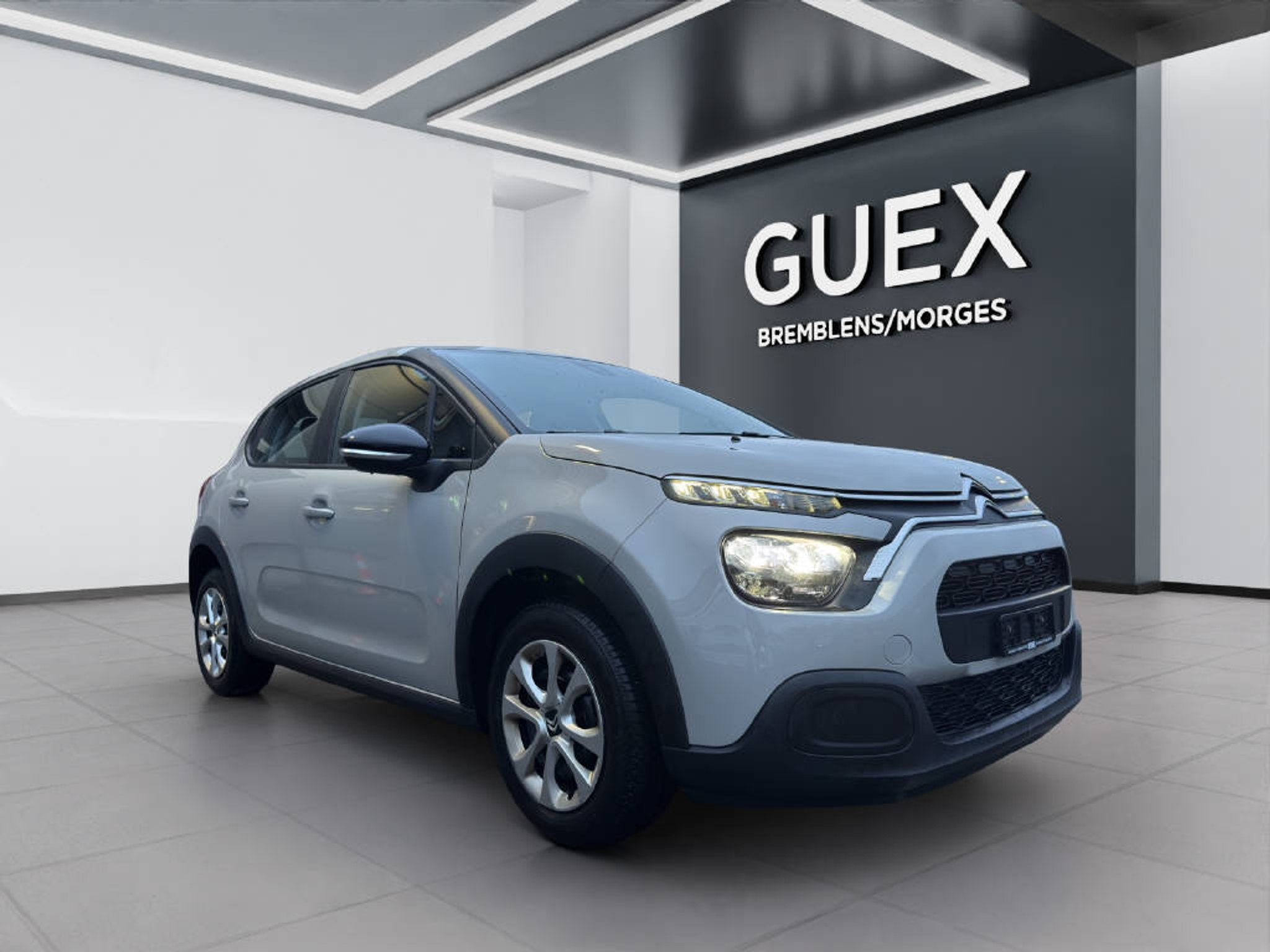 listing desktop thumbnail image 5