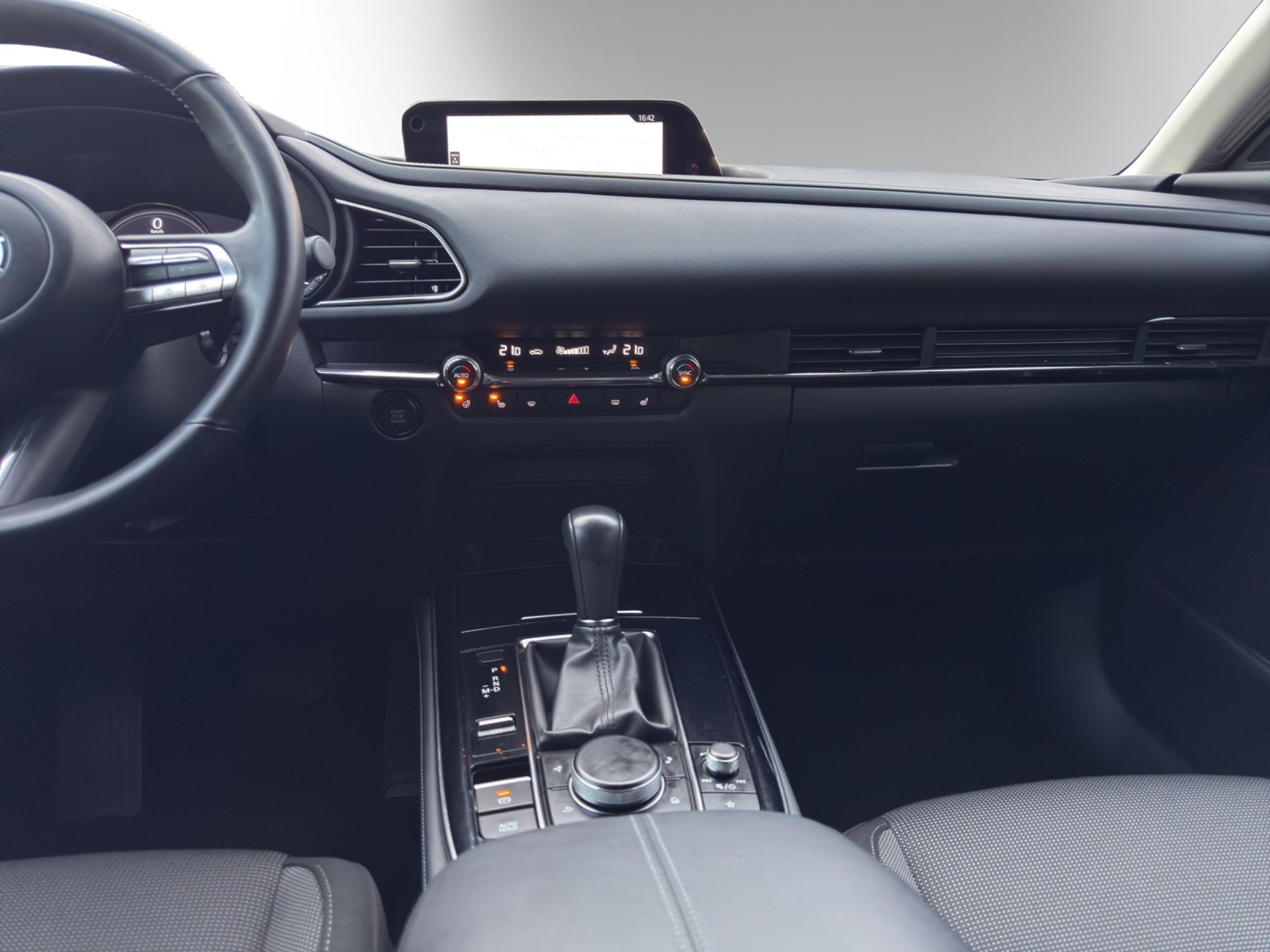 listing desktop thumbnail image 8