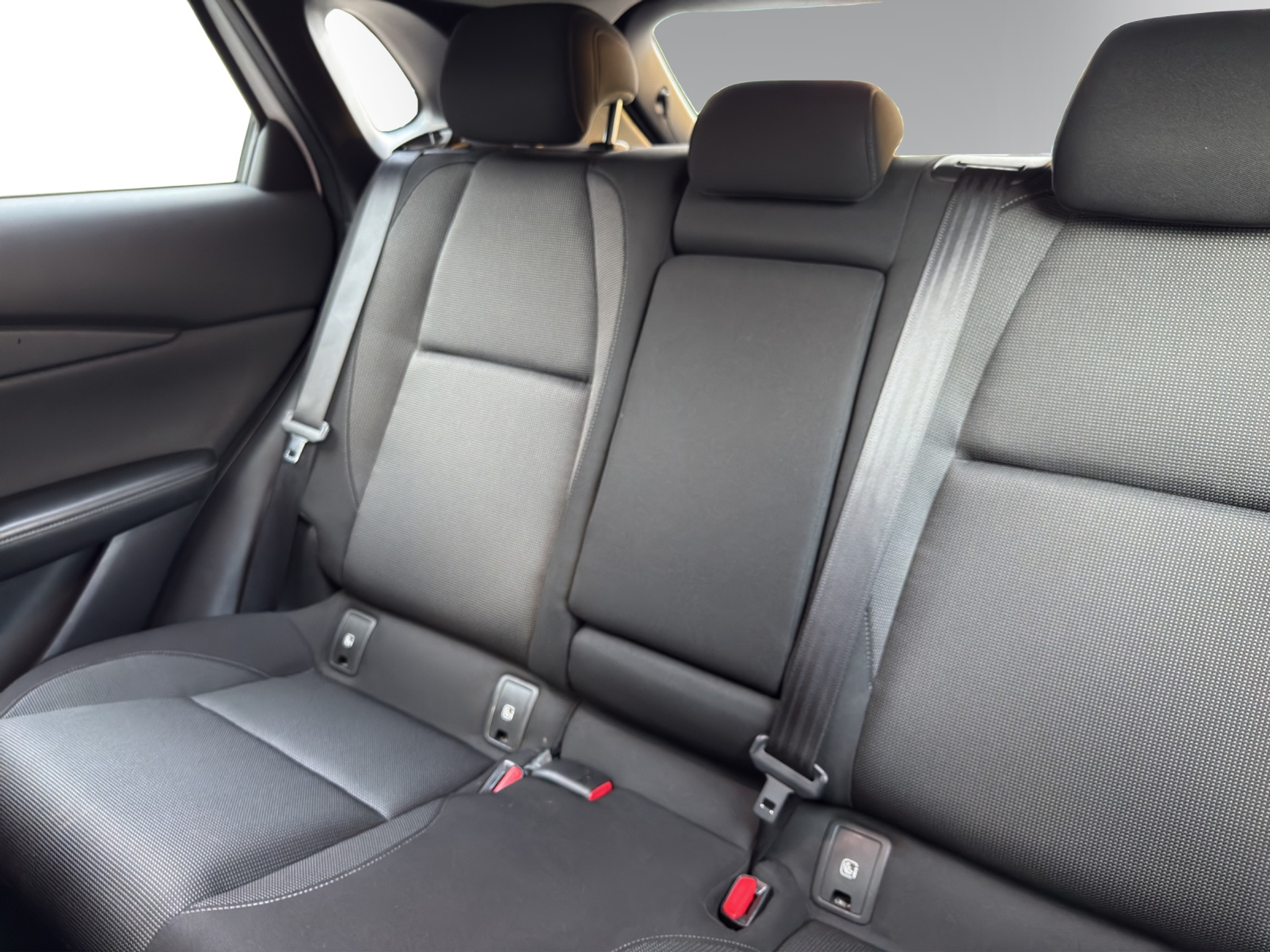 listing desktop thumbnail image 12