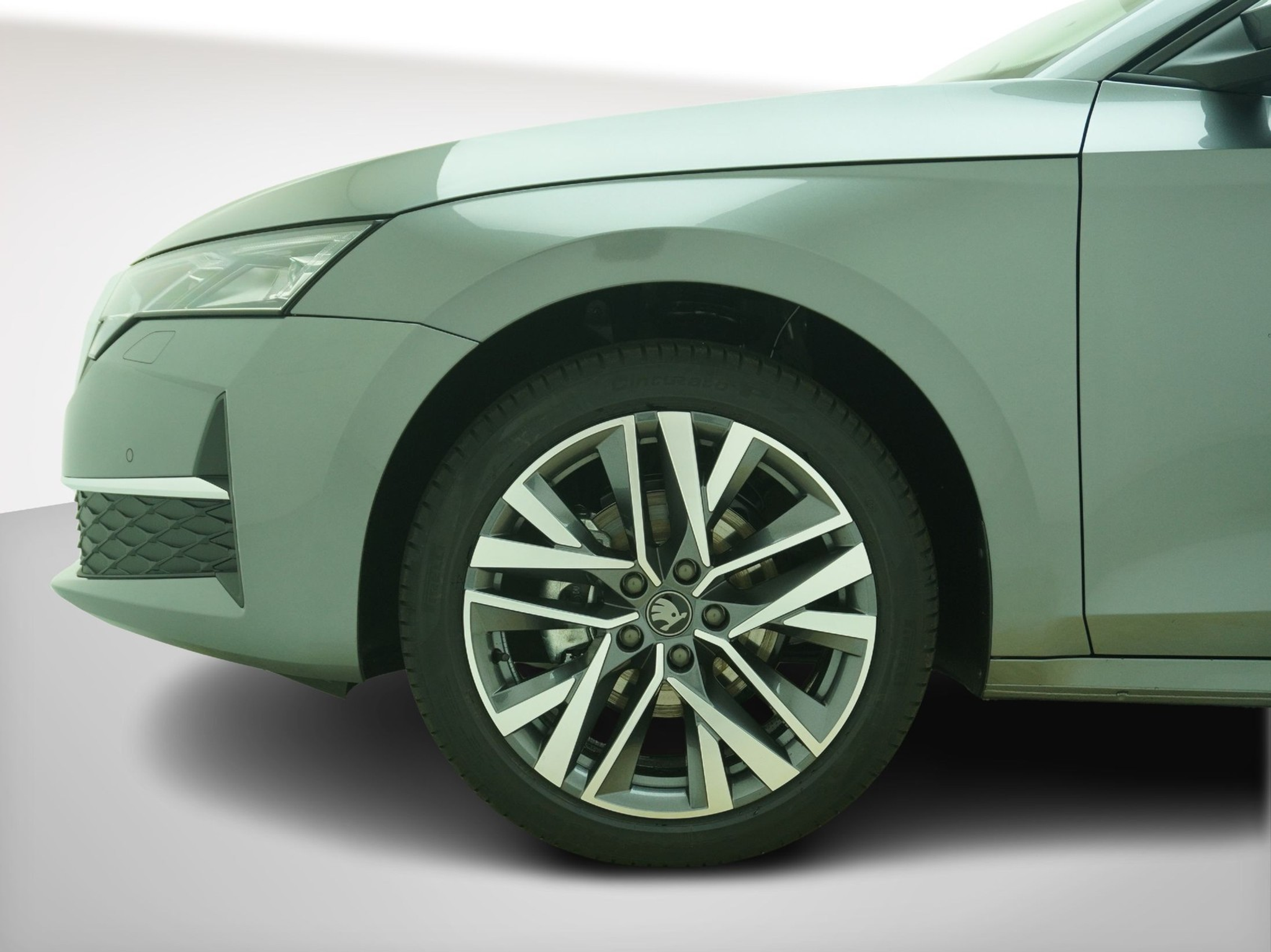 listing desktop thumbnail image 10