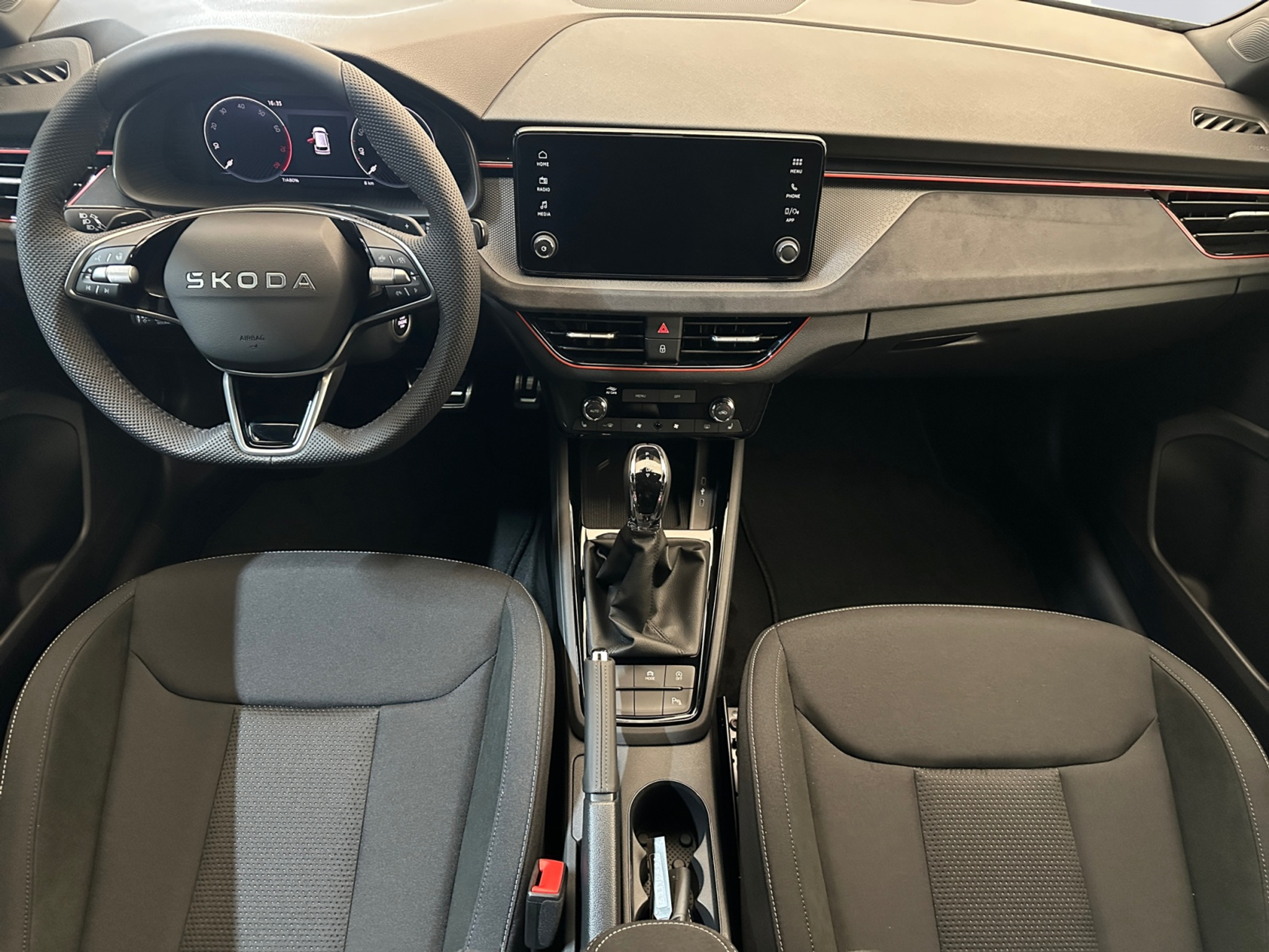 listing desktop thumbnail image 9