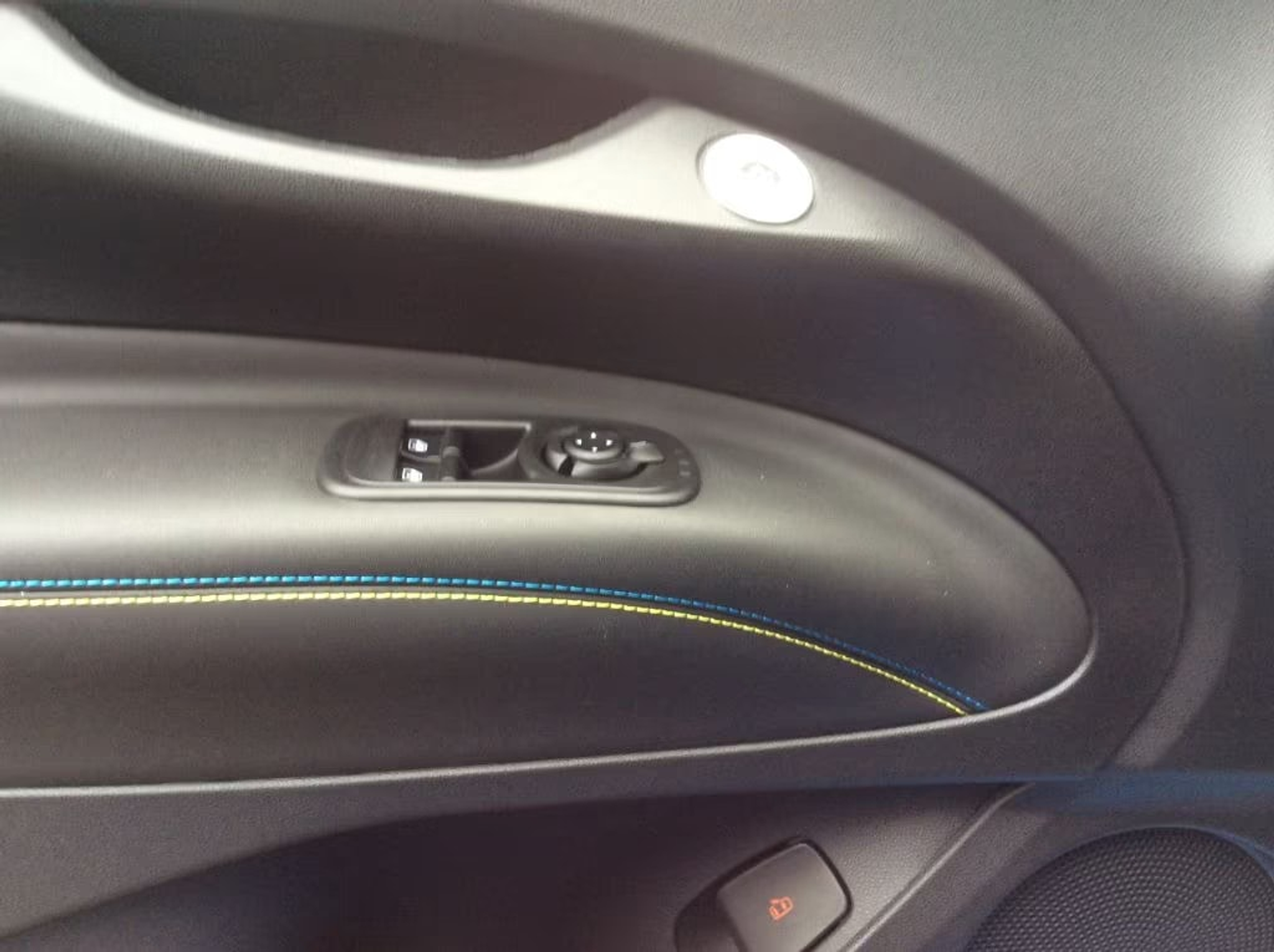 listing desktop thumbnail image 14