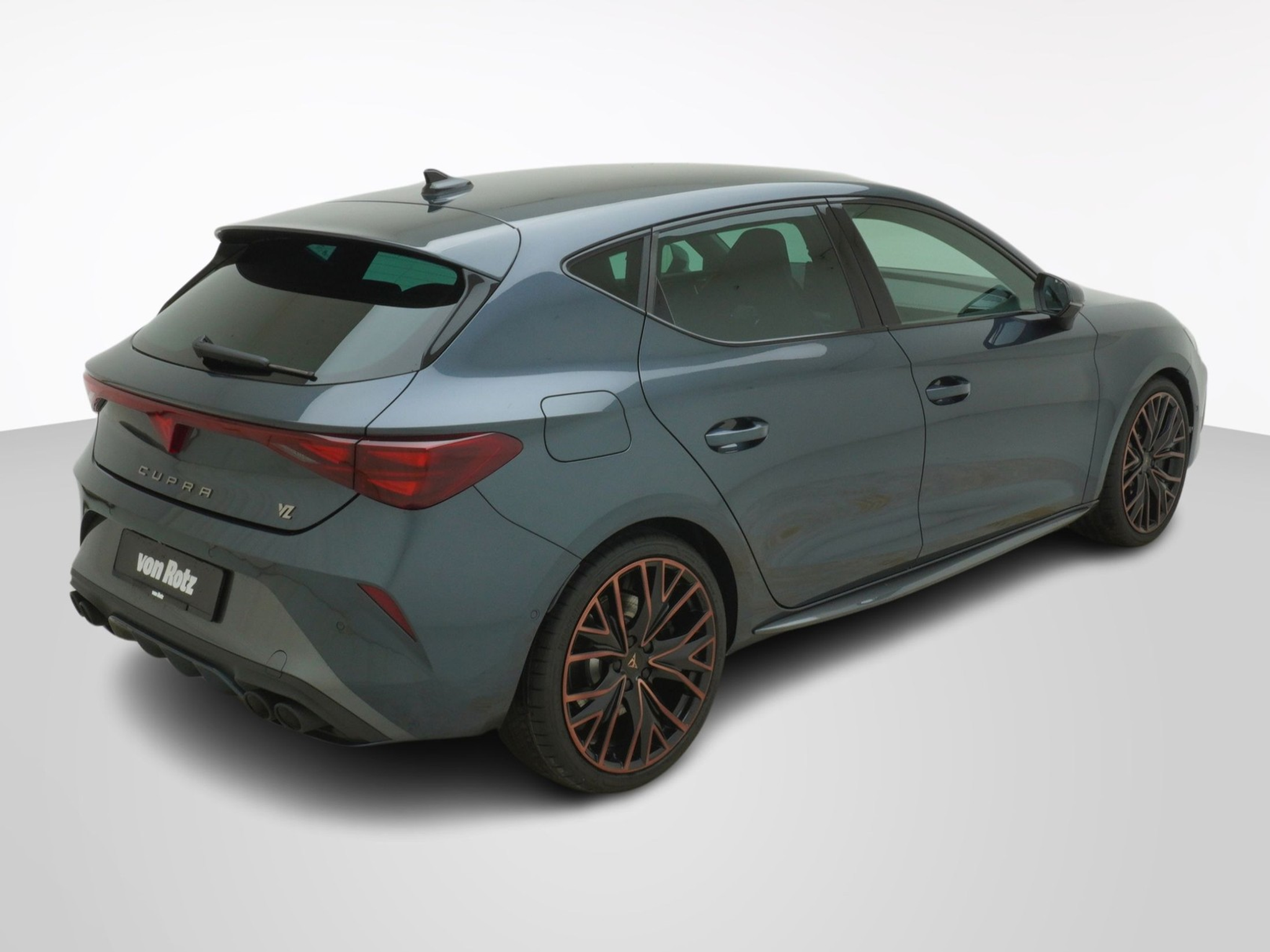 listing desktop thumbnail image 4